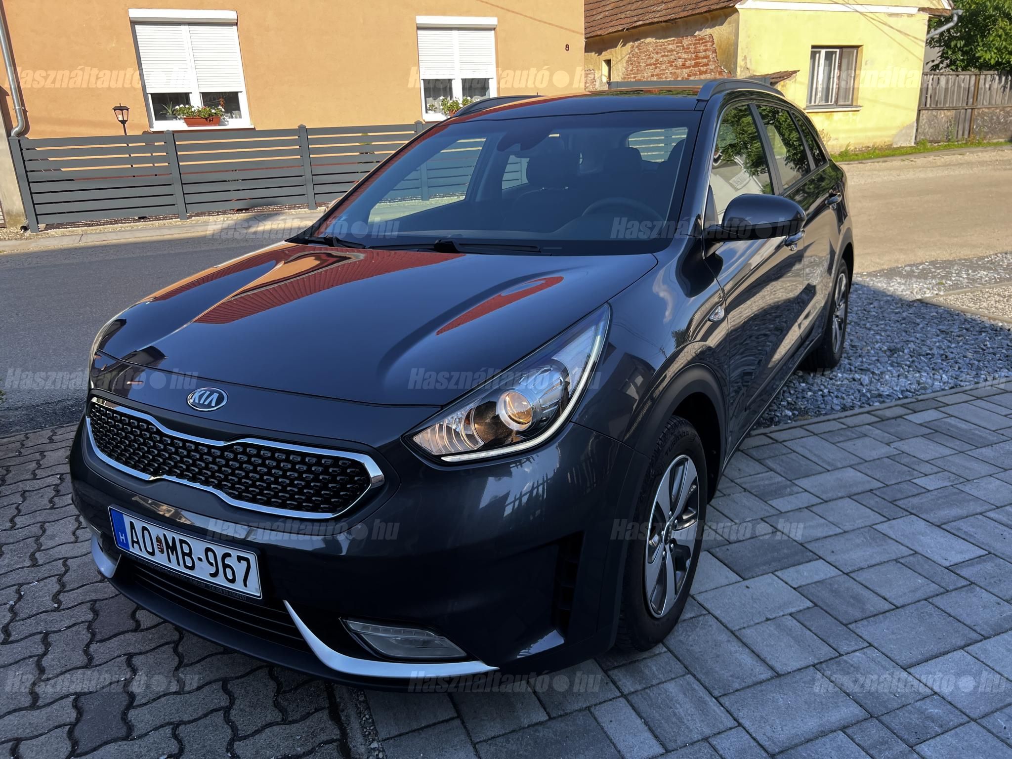 KIA NIRO 2016/8 - 1