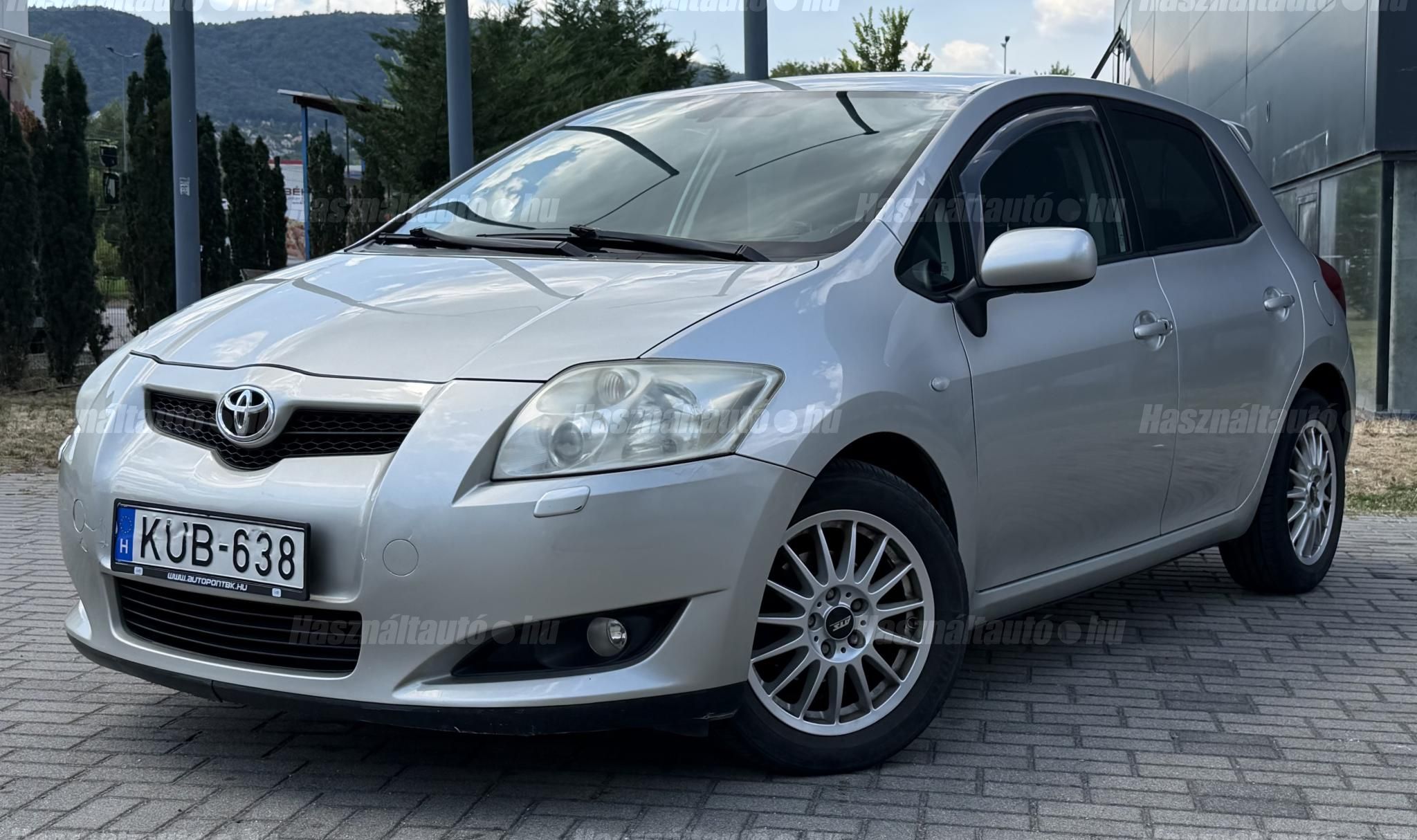 TOYOTA AURIS 2007/7 - 1