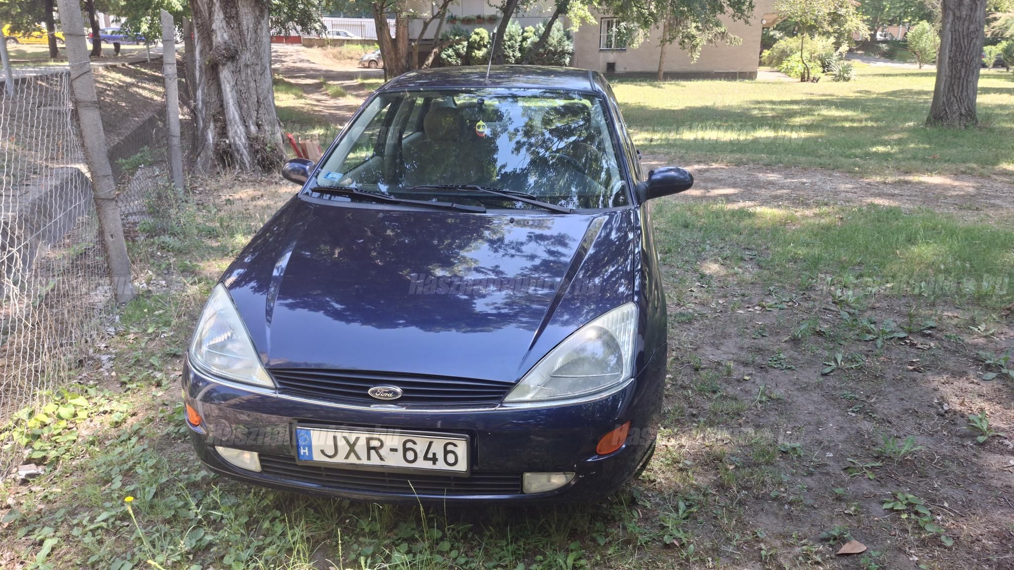 FORD FOCUS 2000 - 1