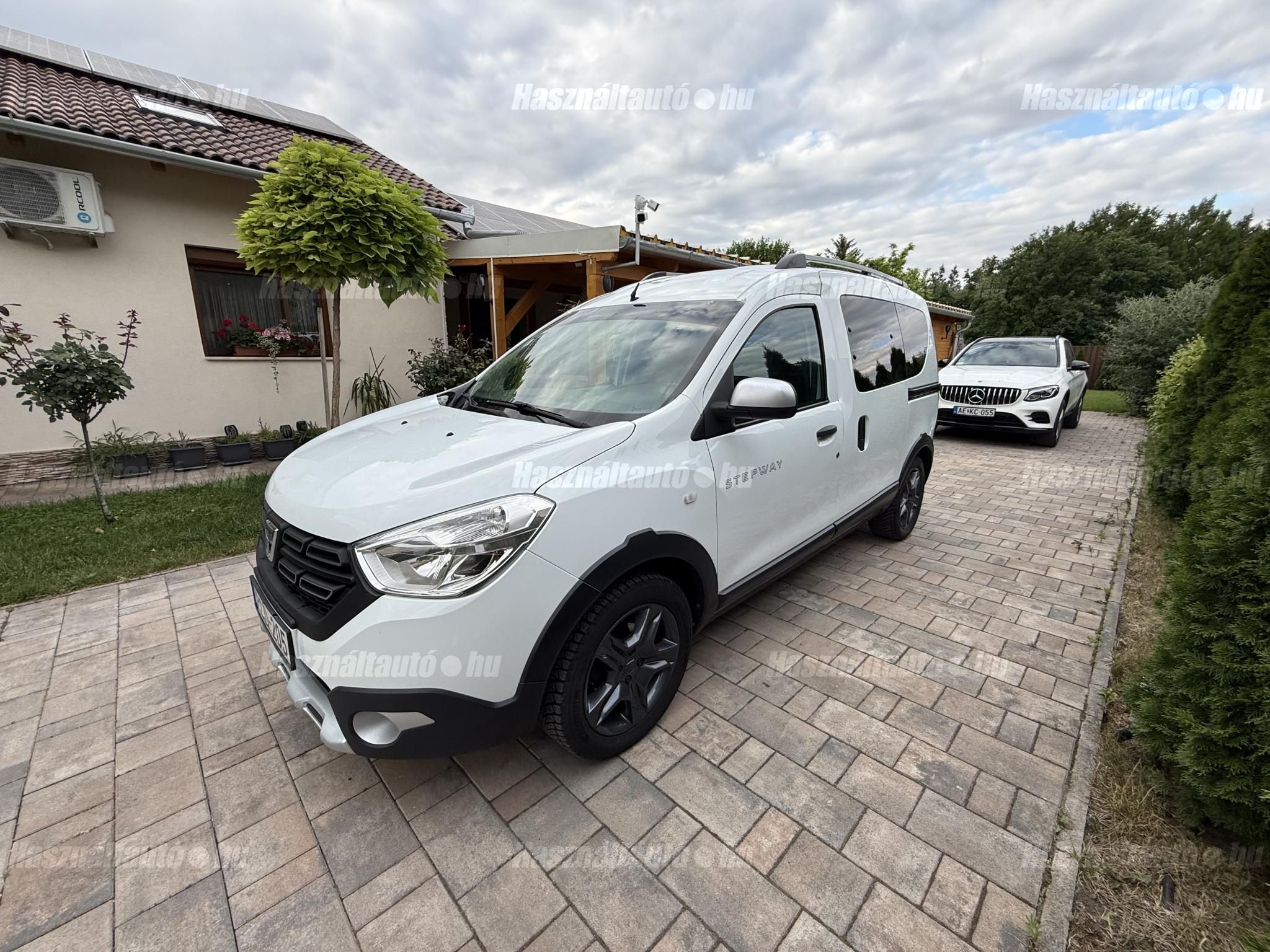 DACIA DOKKER 2017/6 - 1