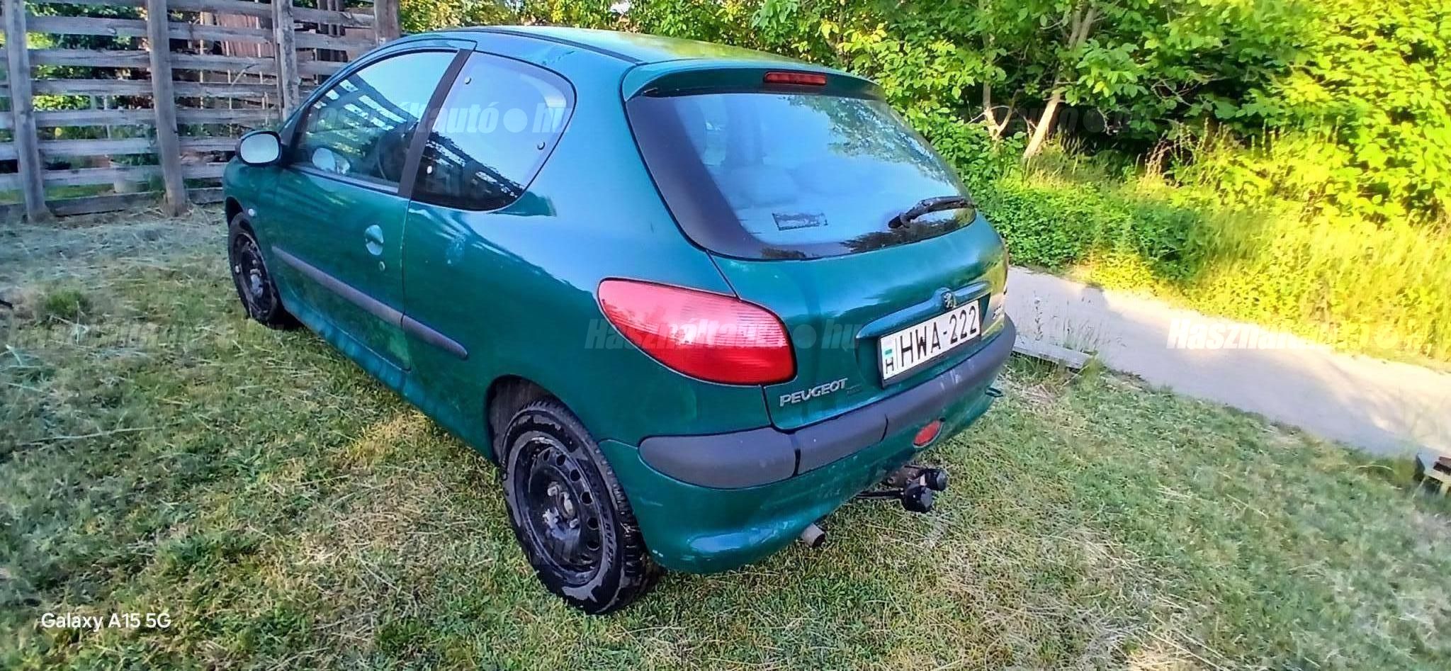 PEUGEOT 206 2002 - 1