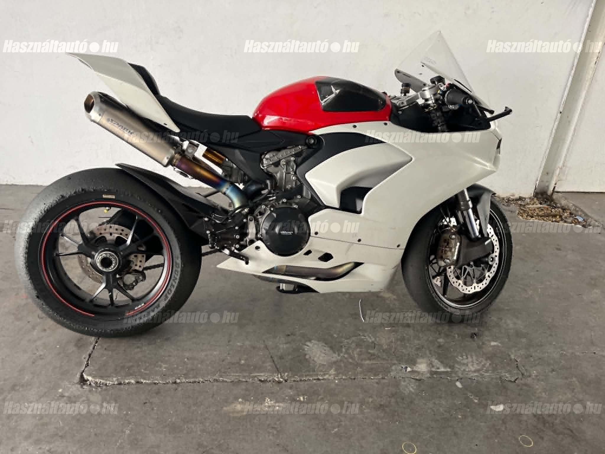DUCATI PANIGALE V2 2024/1 - 1