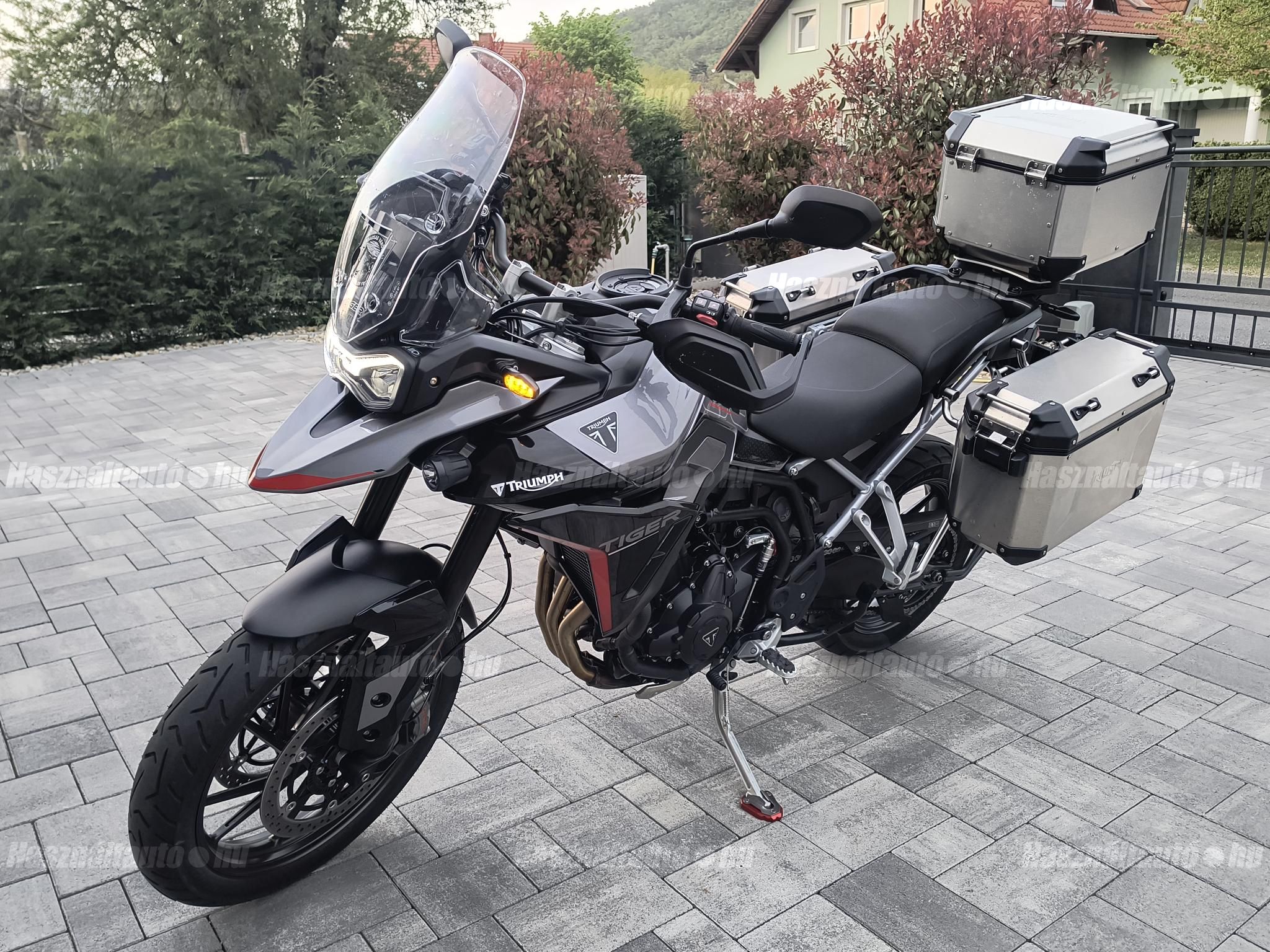 TRIUMPH TIGER 900 2025/8 - 1