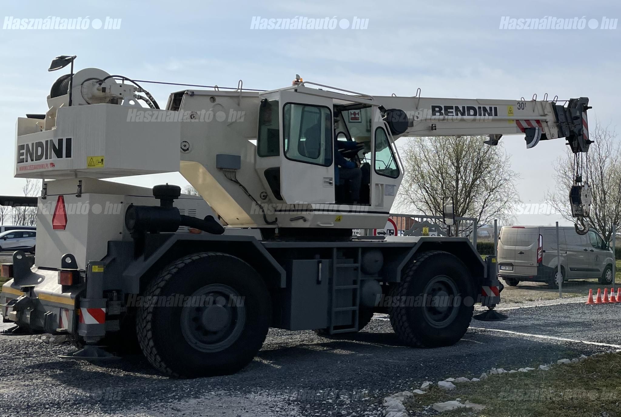 TEREX 2001 - 1