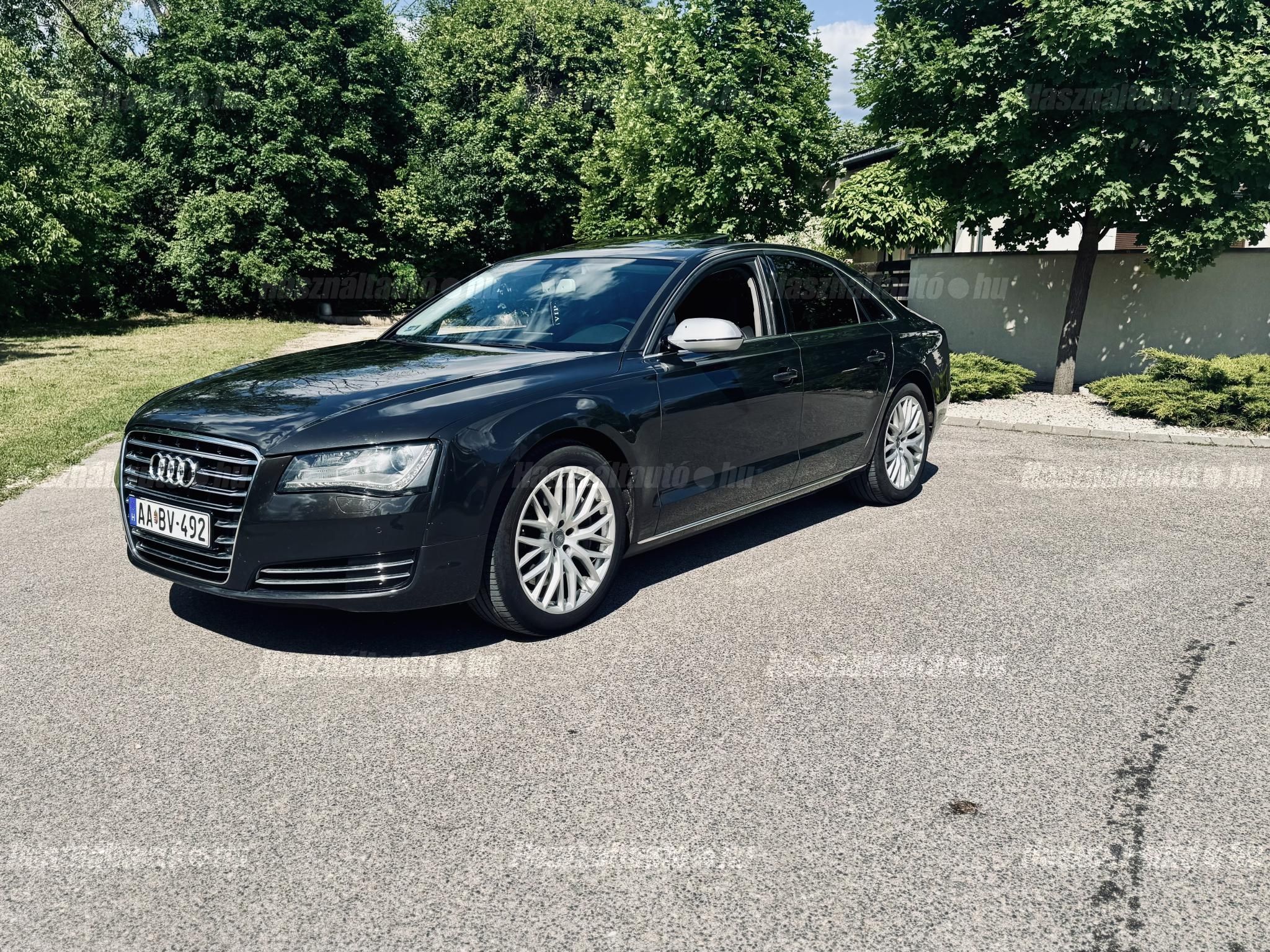 AUDI A8 2010/12 - 1