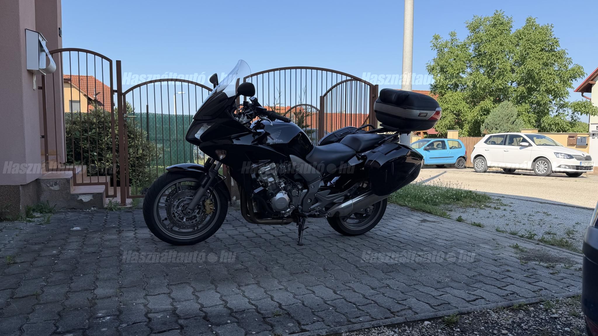 HONDA CBF 1000 2010/4 - 1