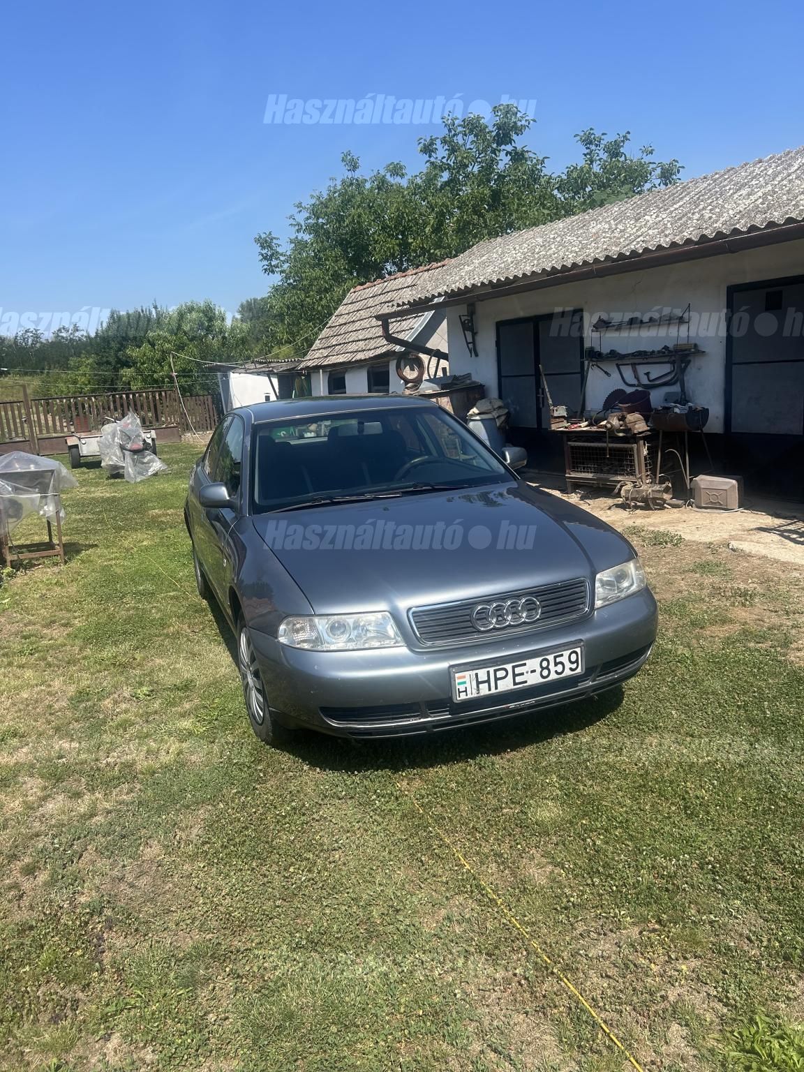 AUDI A4 1998/6 - 1