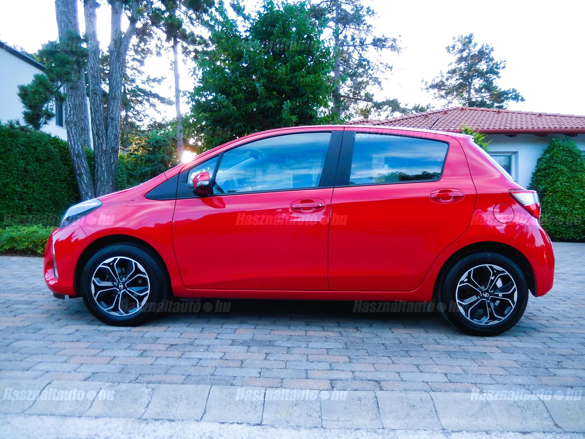 TOYOTA YARIS 2020/3 - 1