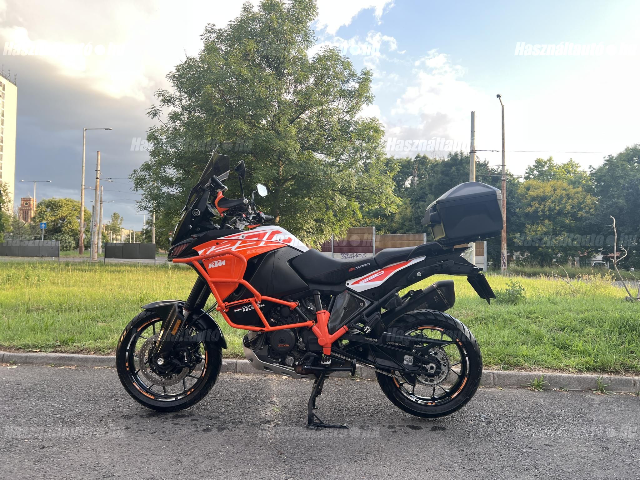 KTM 1290 SUPER ADVENTURE S 2017/9 - 1