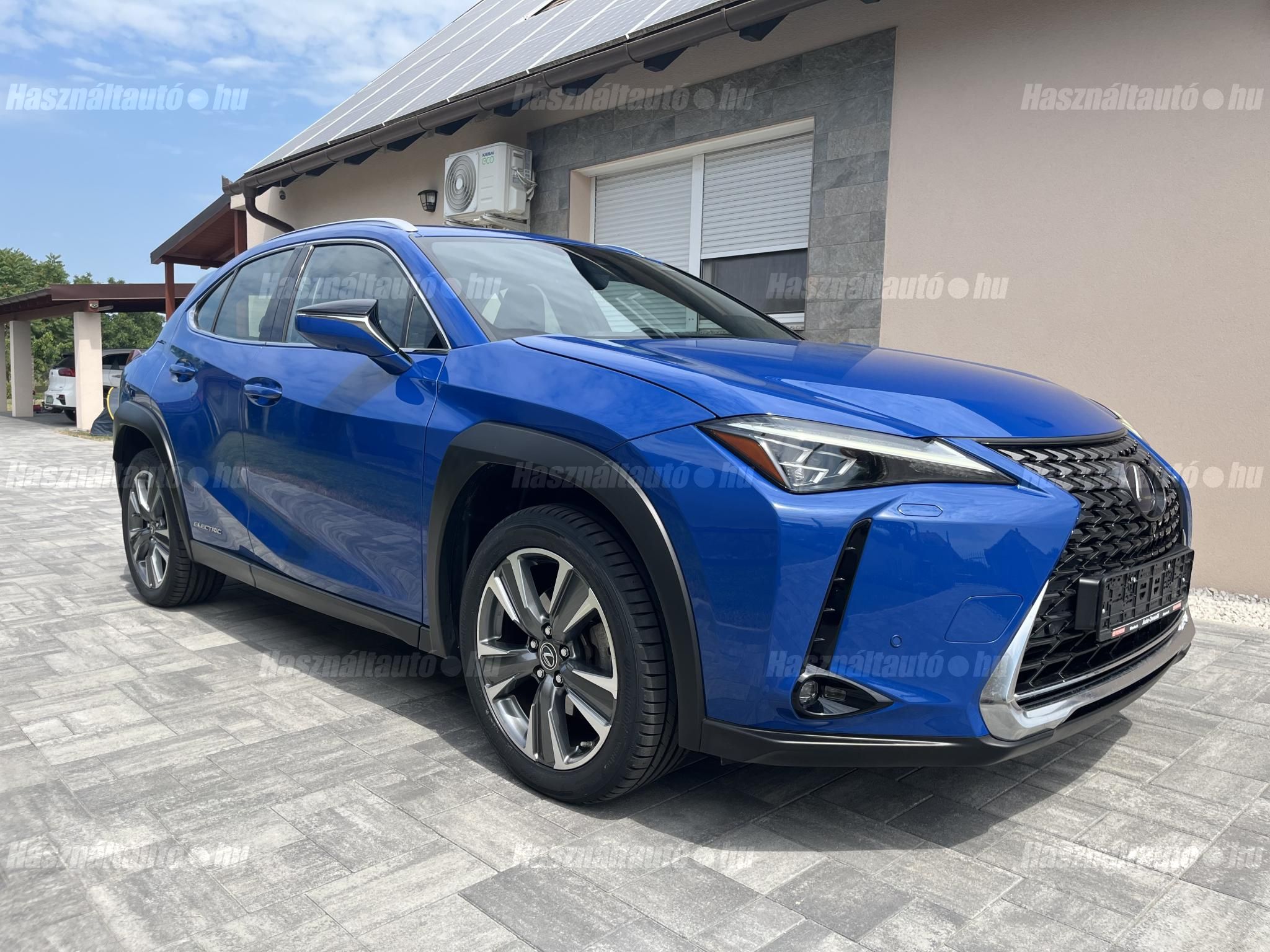 LEXUS UX 2021/5 - 1