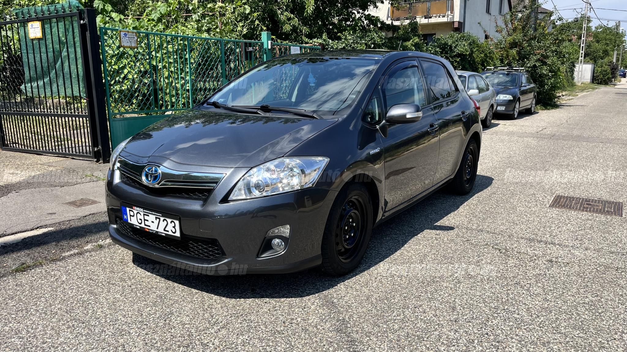TOYOTA AURIS 2012/10 - 1