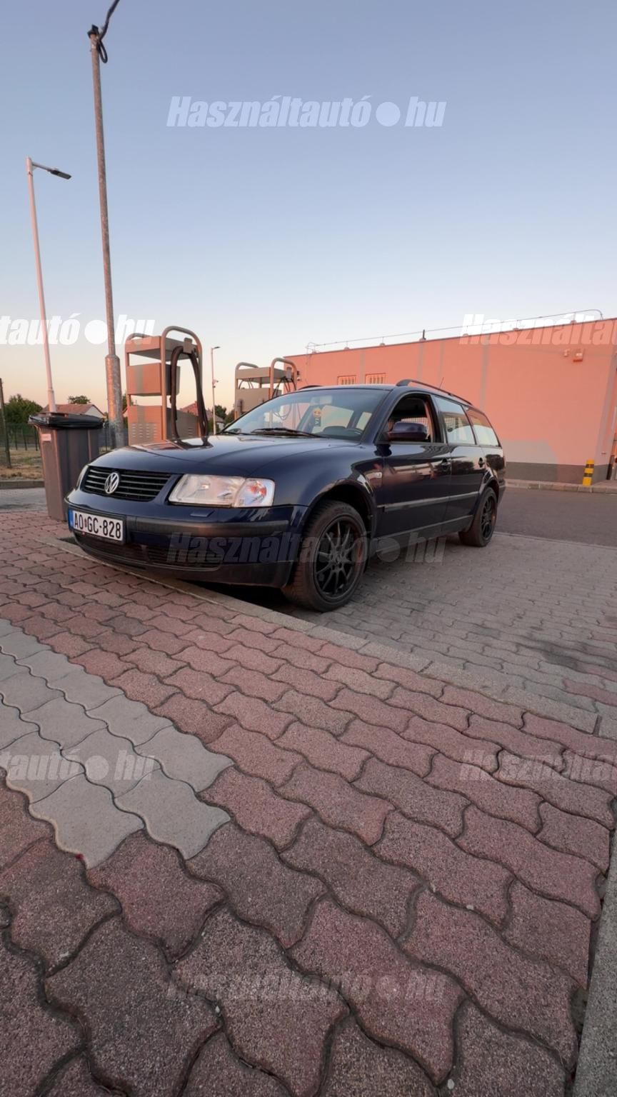 VOLKSWAGEN PASSAT 2000/5 - 1