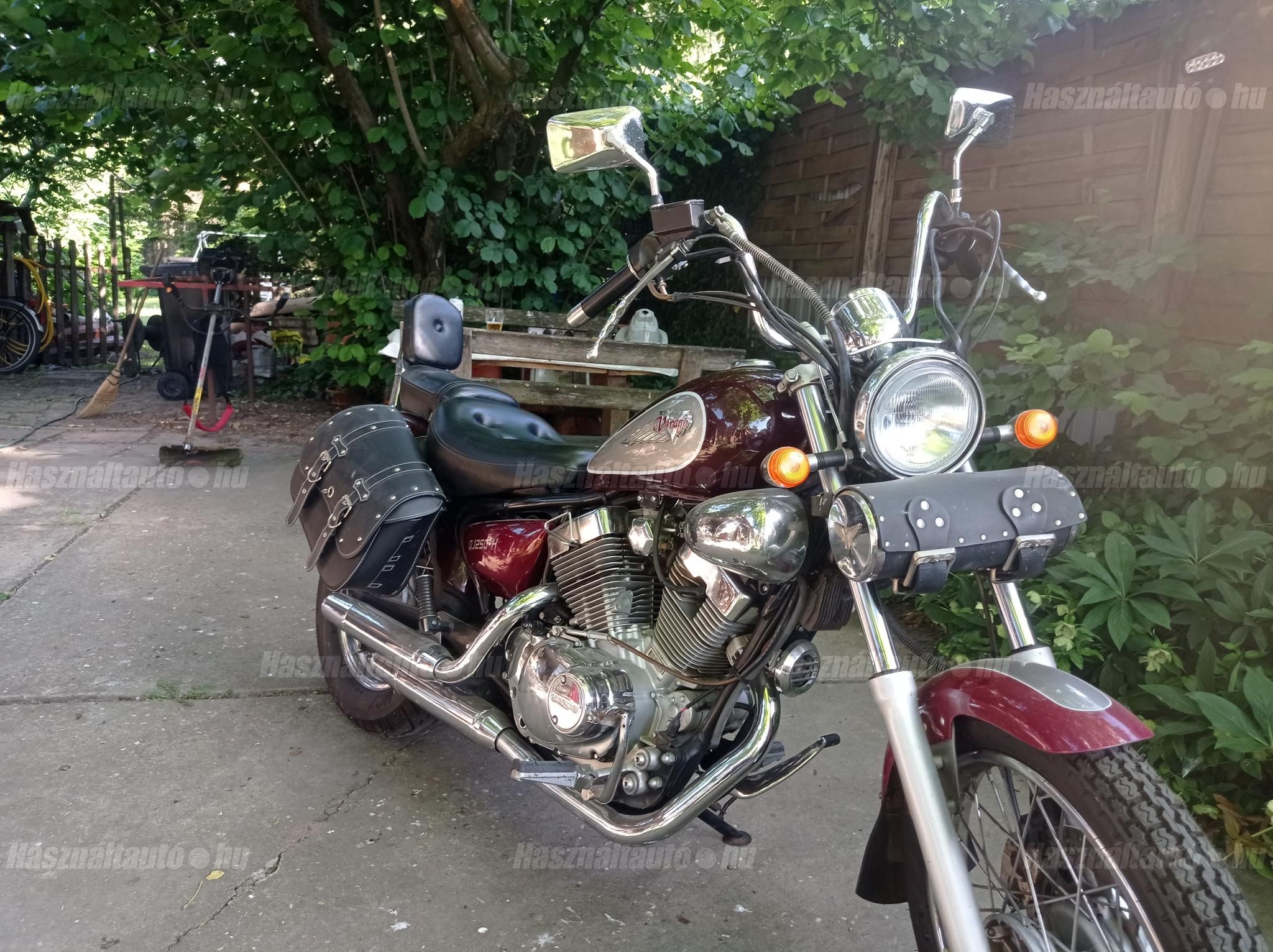 QIANJIANG QJ 250 2002/6 - 1