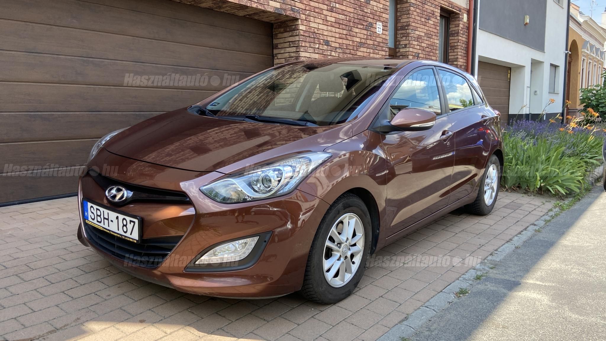 HYUNDAI I30 2013/5 - 1