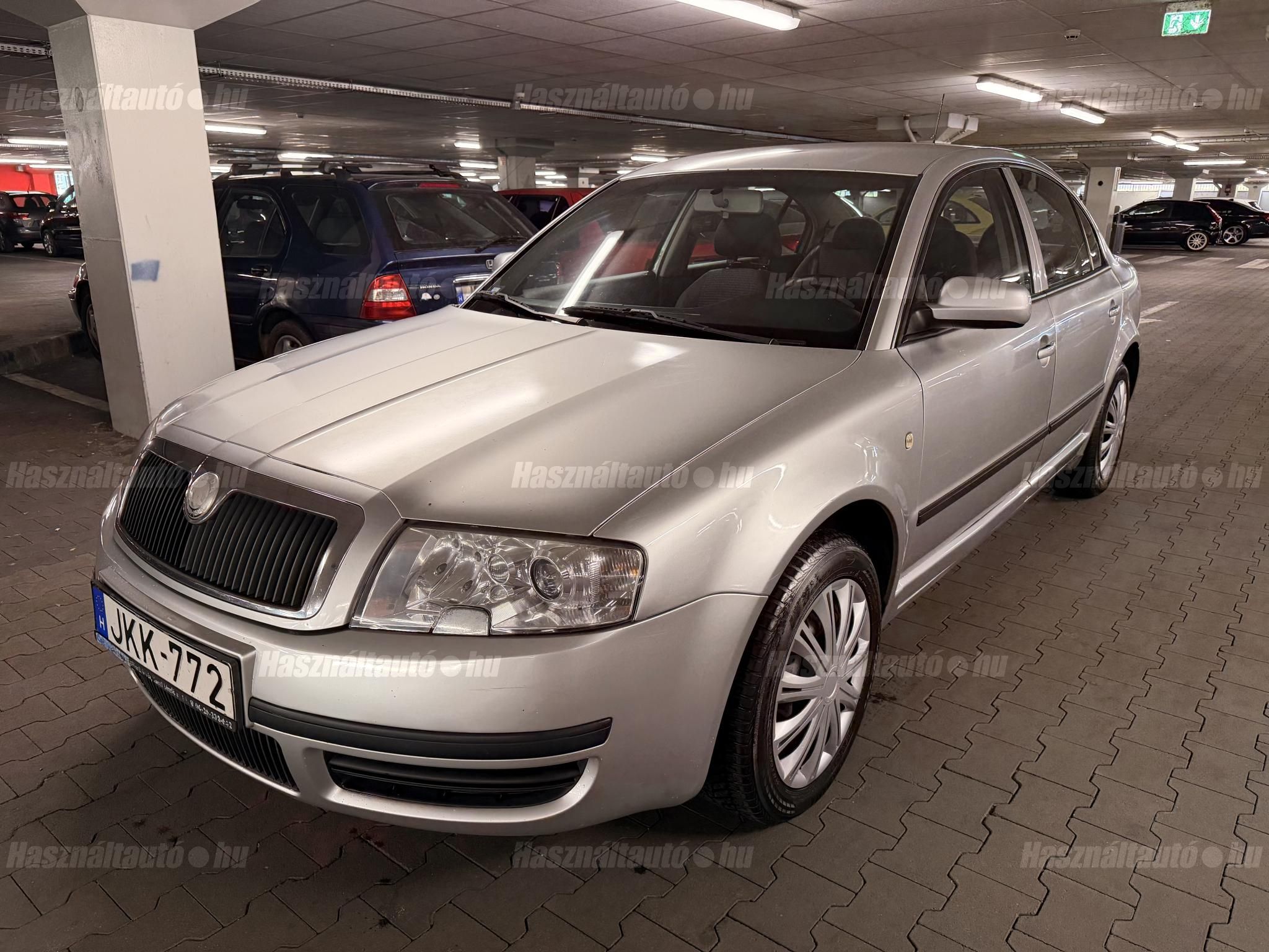 SKODA SUPERB 2004/6 - 1