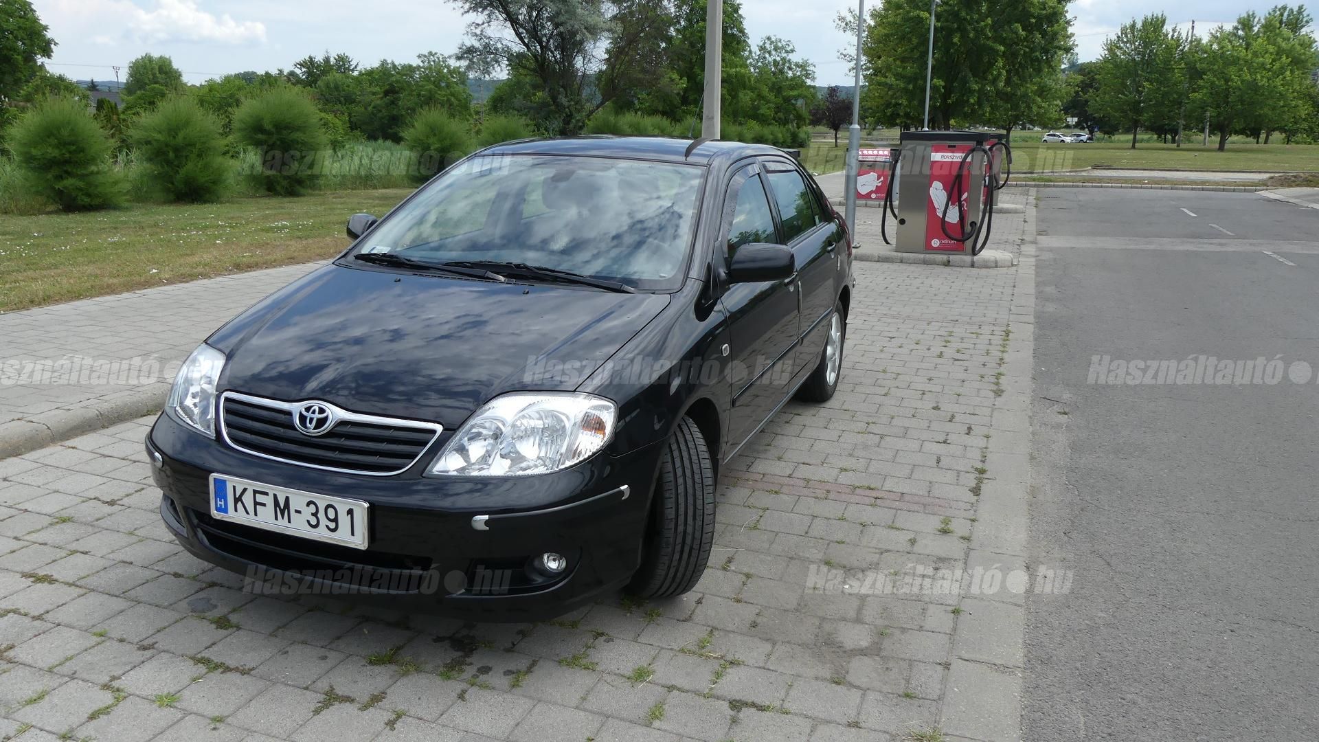 TOYOTA COROLLA 2006/10 - 1