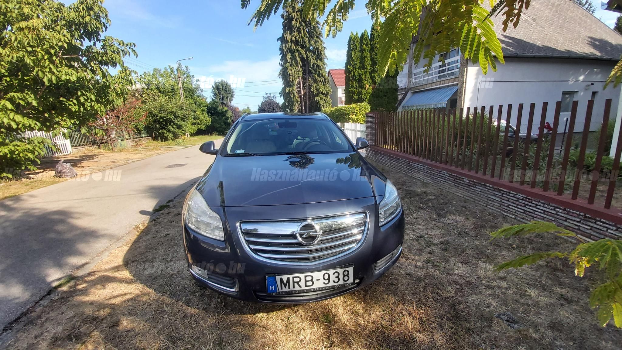 OPEL INSIGNIA 2011/4 - 1