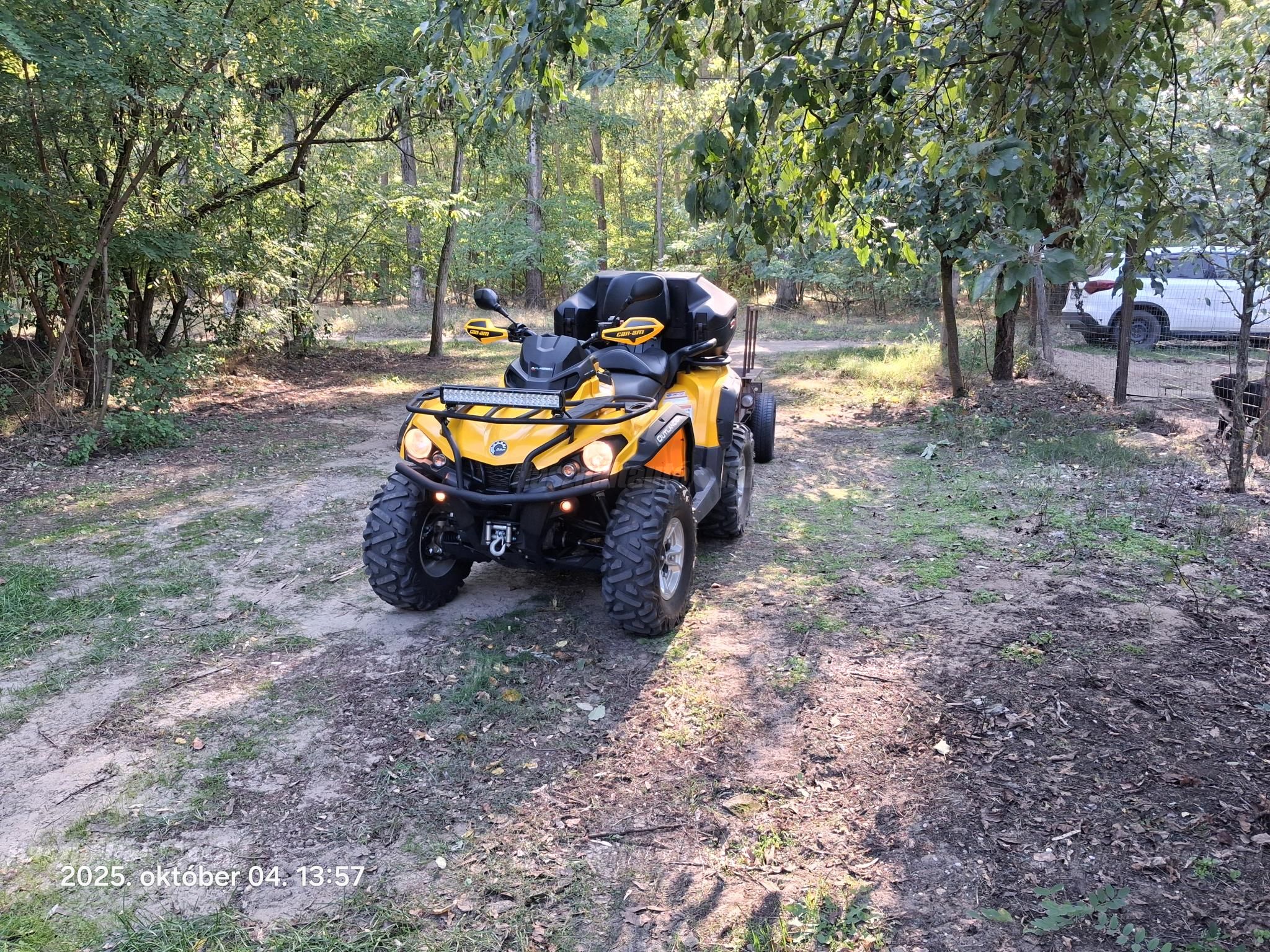 CAN-AM OUTLANDER MAX 2016/8 - 1