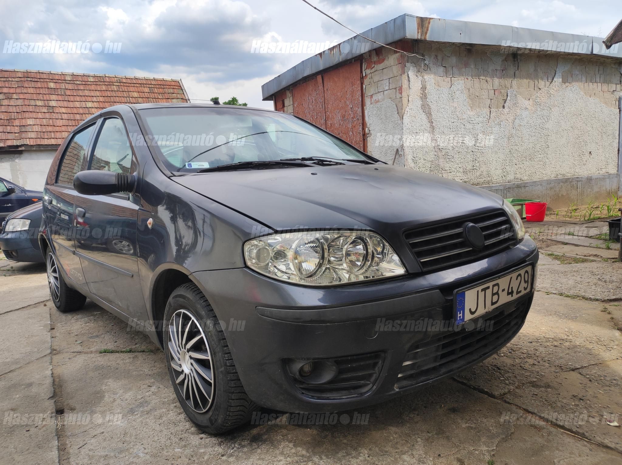 FIAT PUNTO 2004/12 - 1