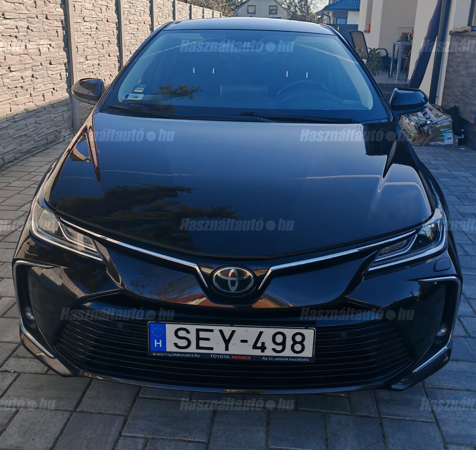 TOYOTA COROLLA 2019/8 - 1
