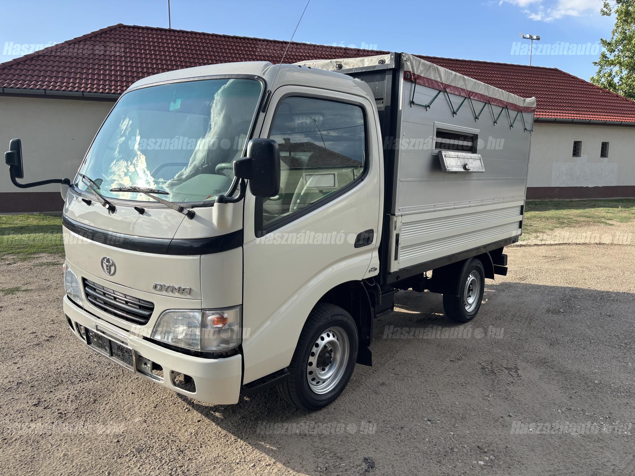TOYOTA DYNA 2005/11 - 1