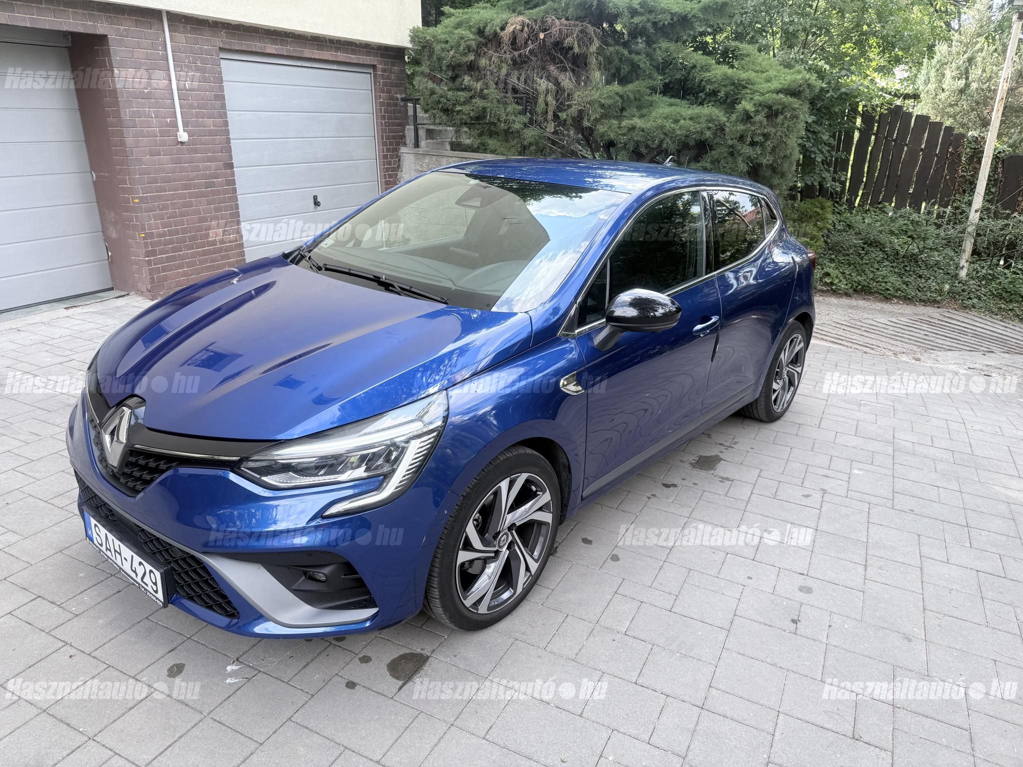 RENAULT CLIO 2020/2 - 1