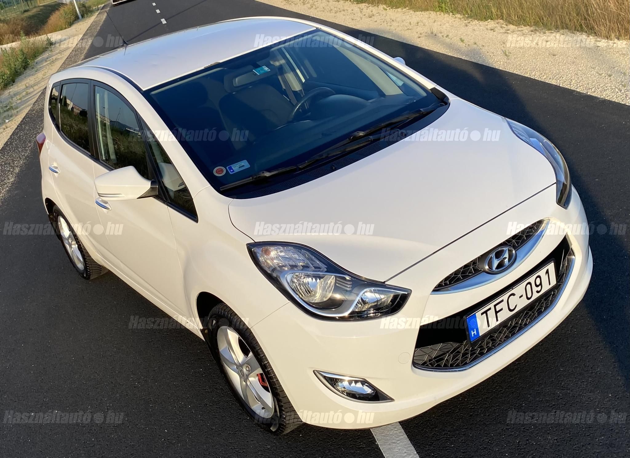 HYUNDAI IX20 2012/1 - 1