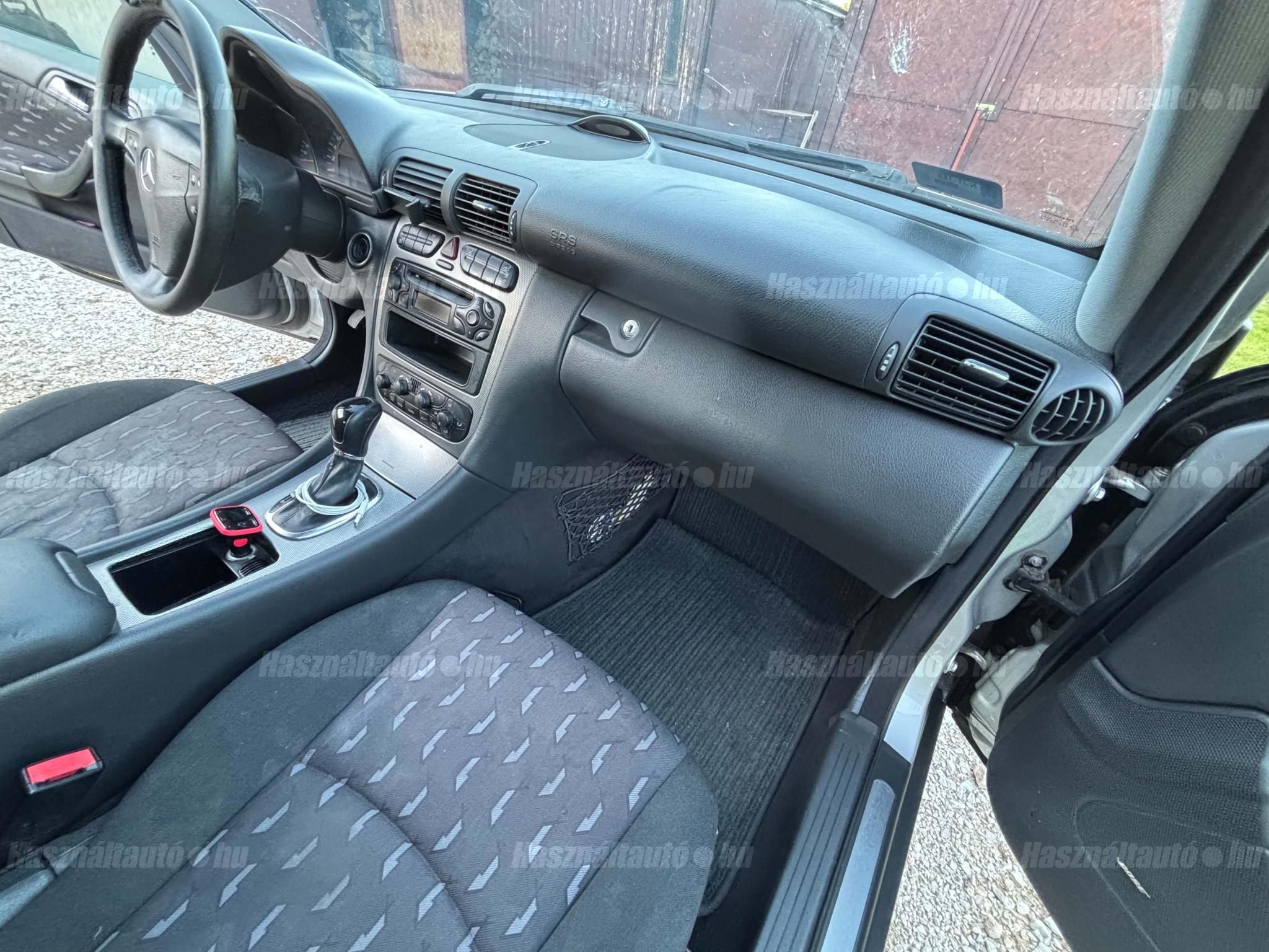 MERCEDES-BENZ C 220 2004/4 - 1
