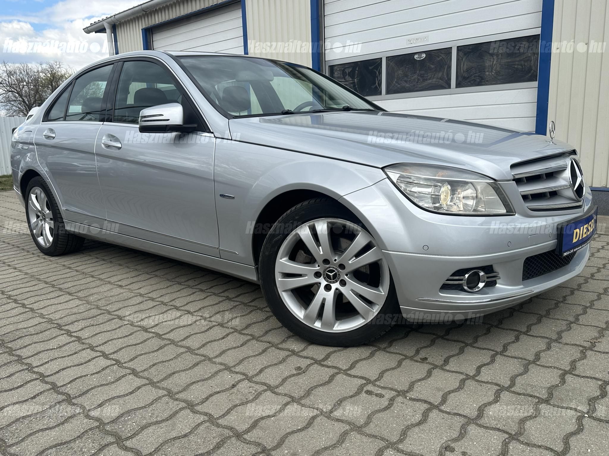 MERCEDES-BENZ C 200 2010/7 - 1