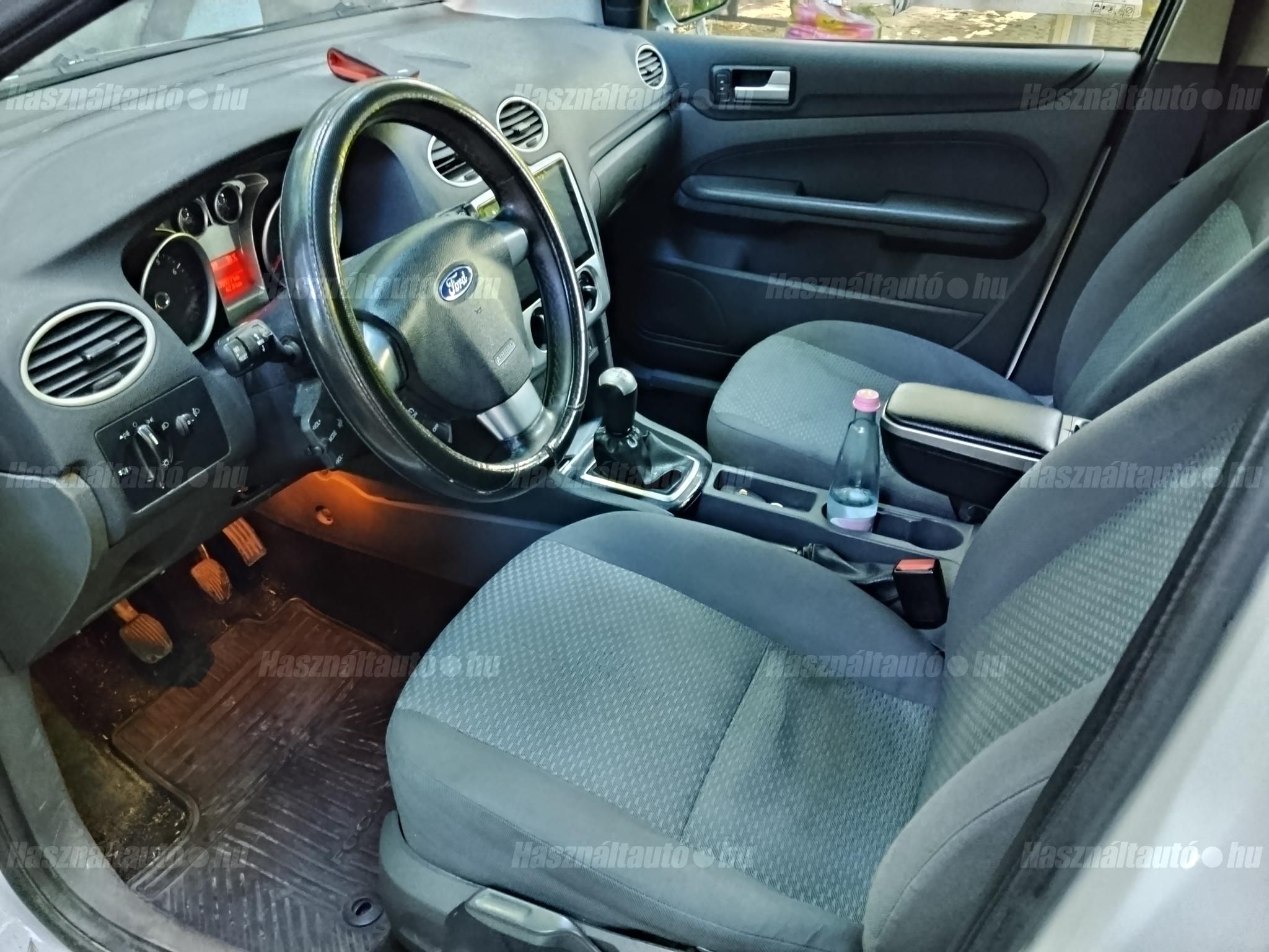 FORD FOCUS 2006/9 - 1
