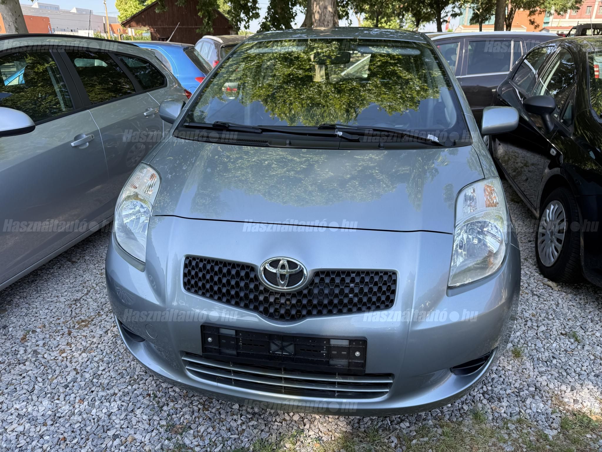 TOYOTA YARIS 2007/10 - 1