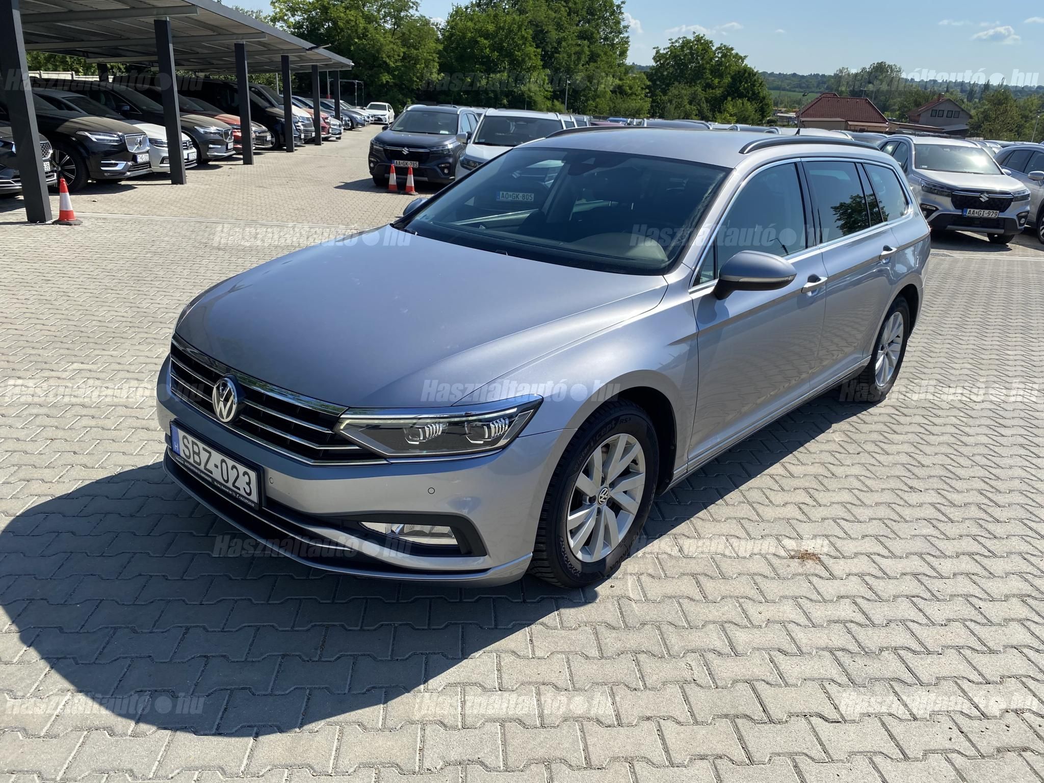 VOLKSWAGEN PASSAT VIII 2020/4 - 1