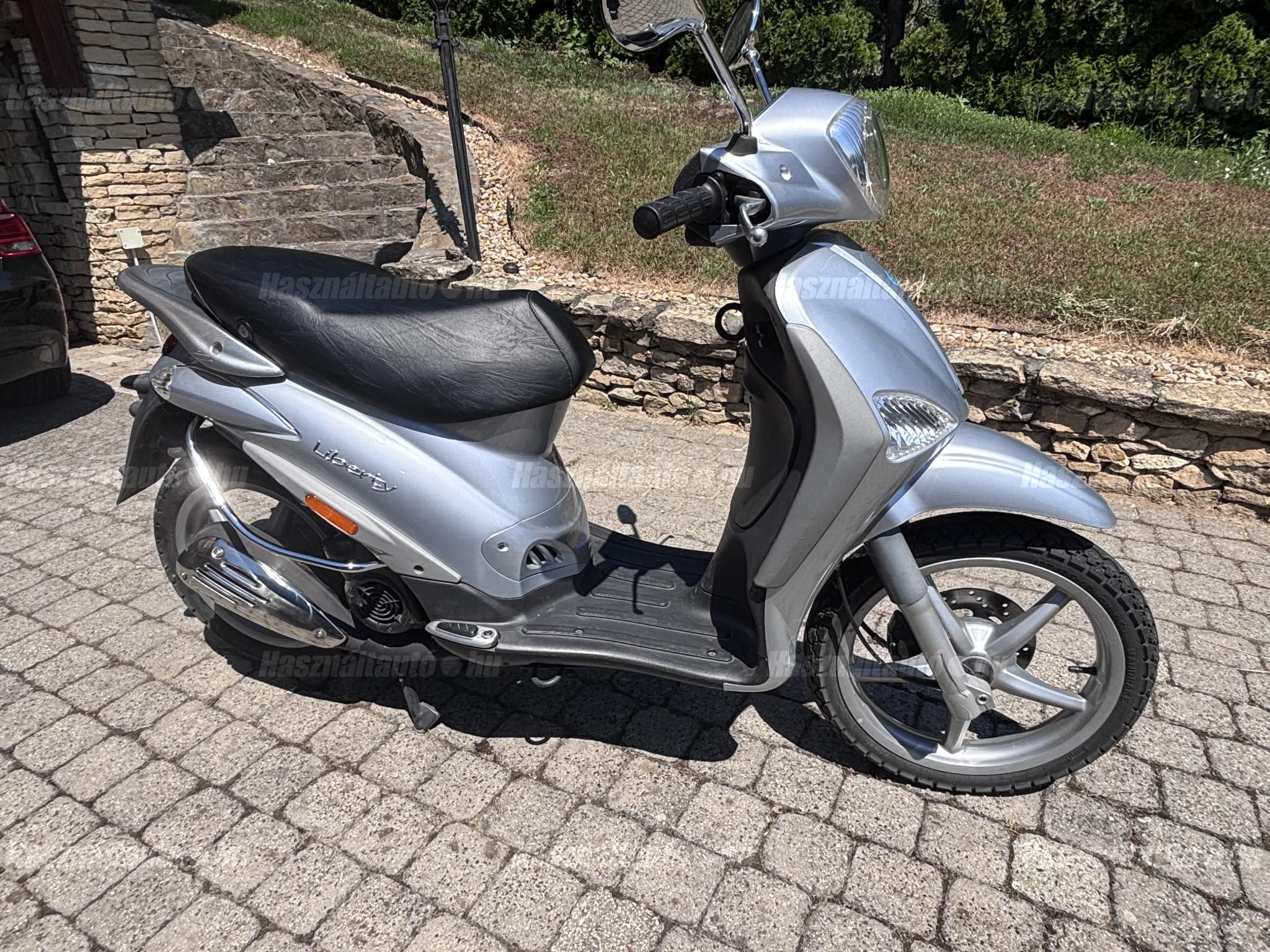 PIAGGIO LIBERTY 125 2010/1 - 1