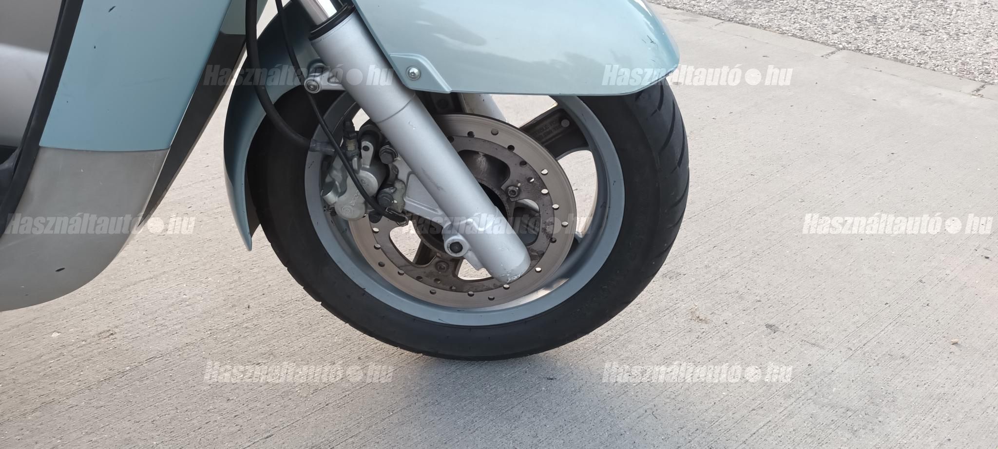 YAMAHA VP 300 VERSITY 2004/6 - 1