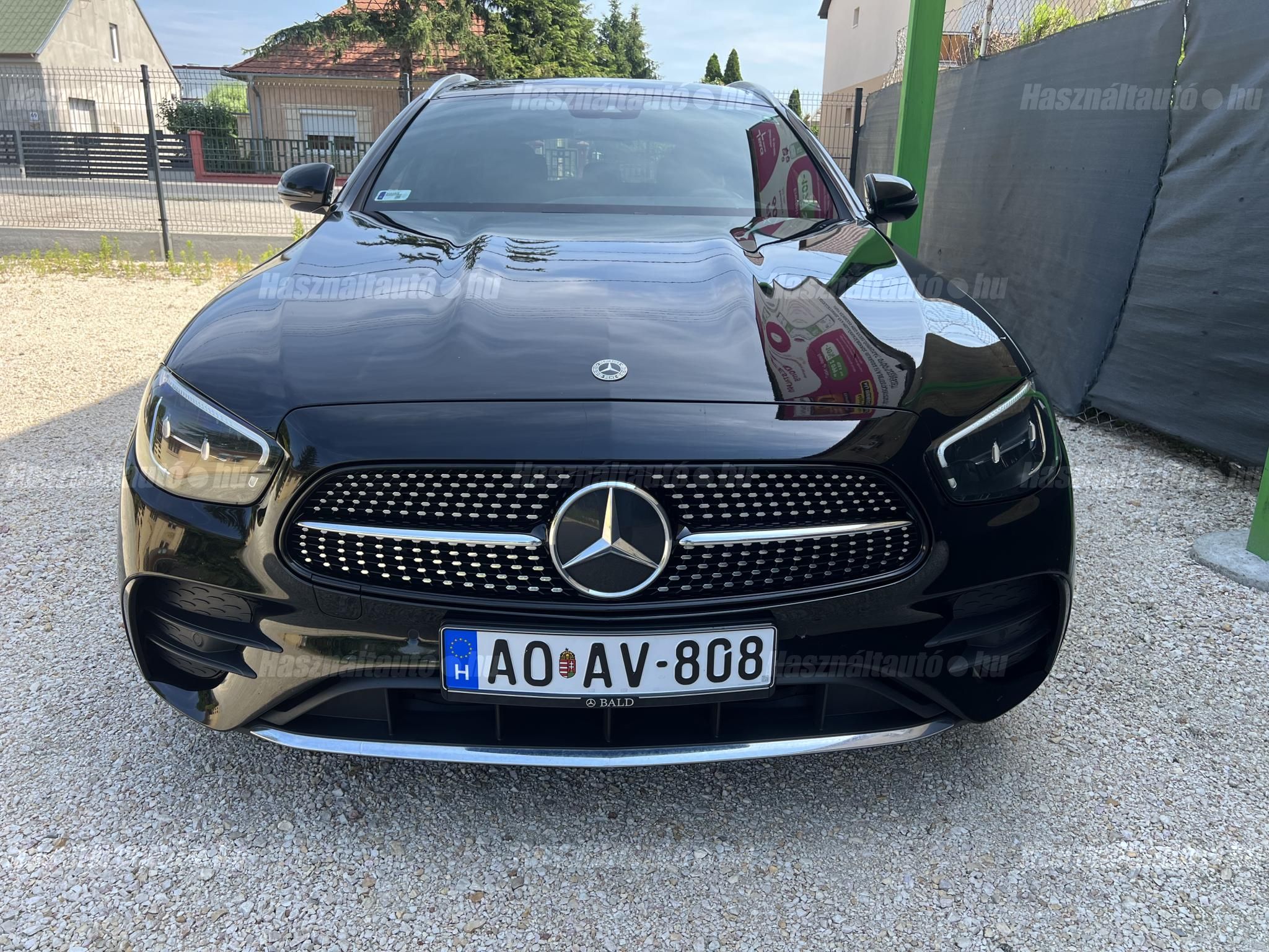 MERCEDES-BENZ E 300 2021/6 - 1