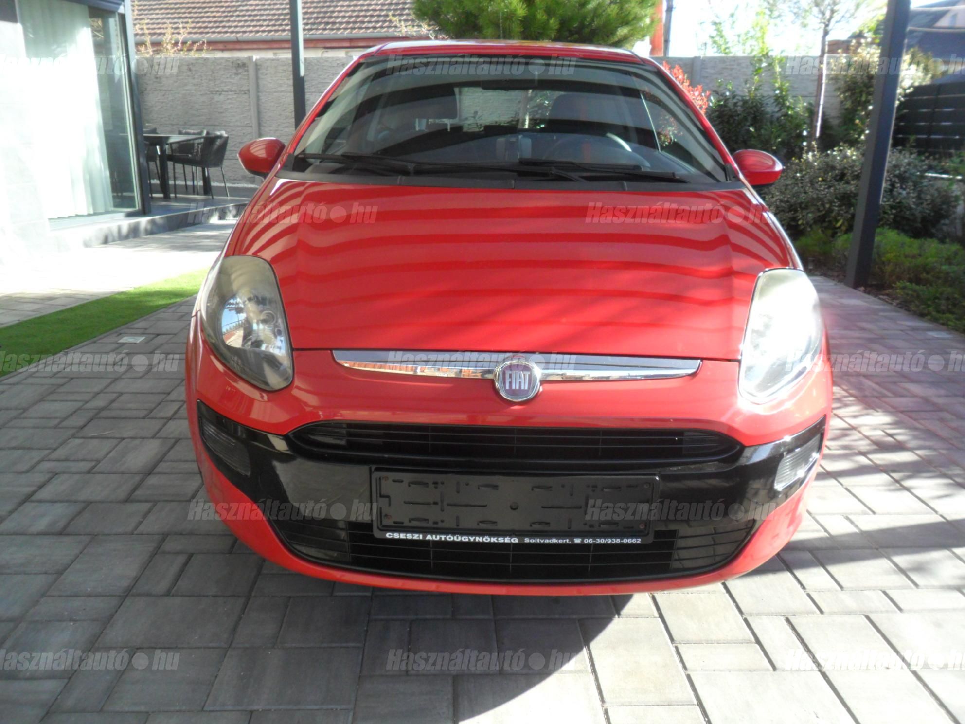 FIAT PUNTO 2011/6 - 1