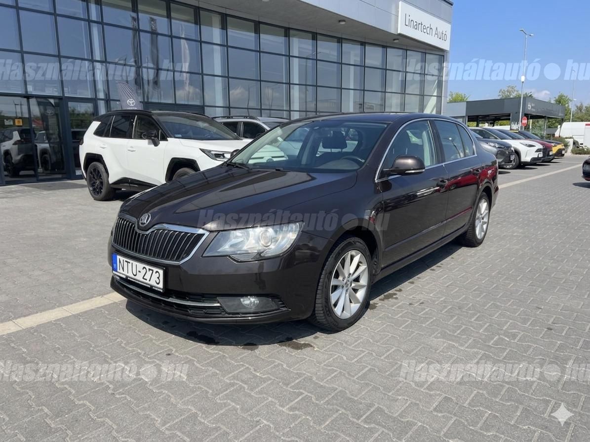 SKODA SUPERB 2015/5 - 1