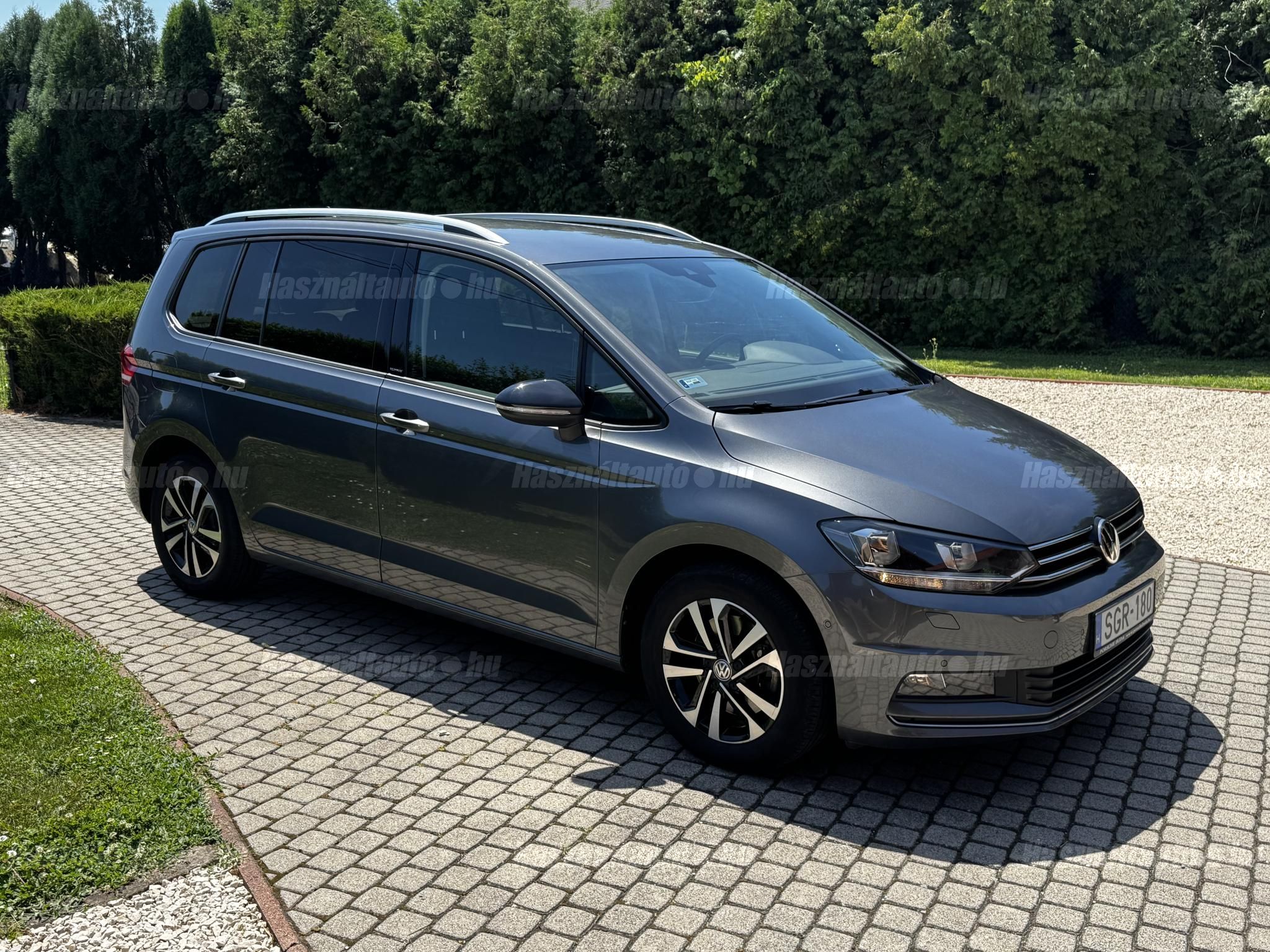VOLKSWAGEN TOURAN 2020/8 - 1