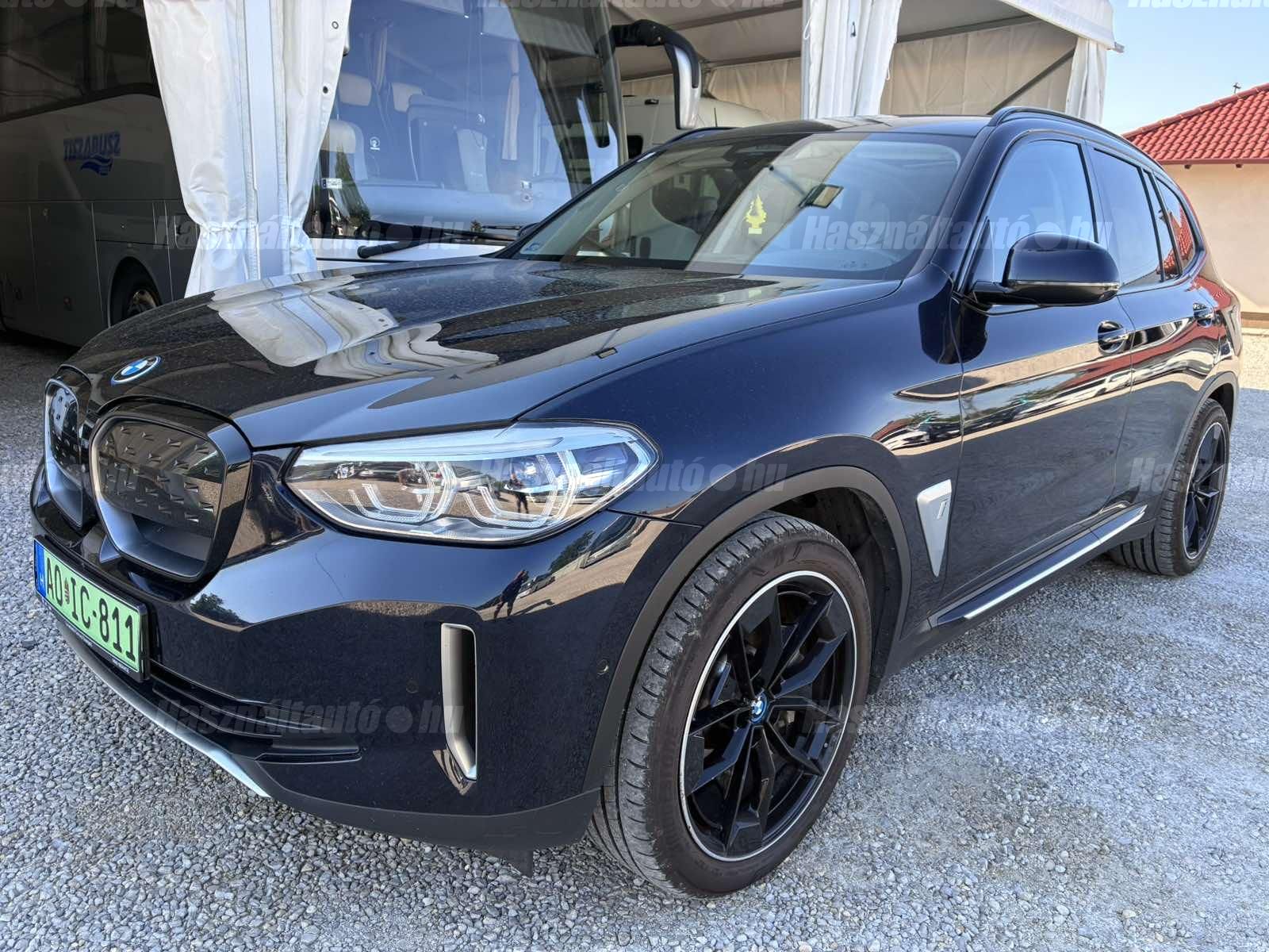 BMW IX3 2021 - 1