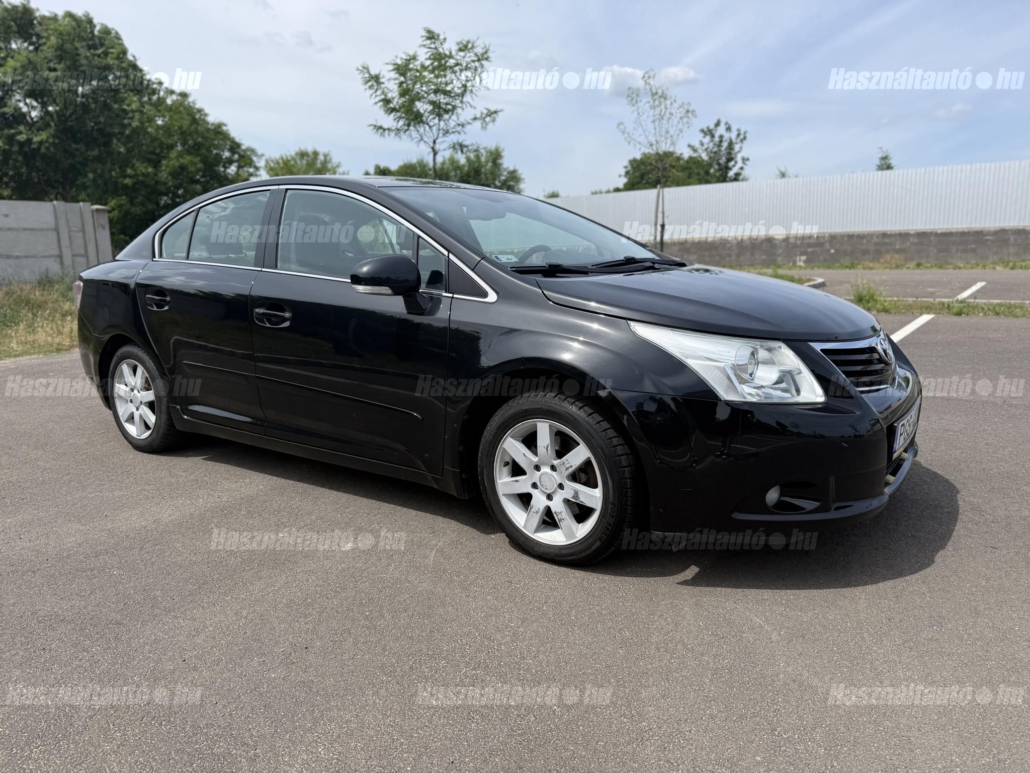 TOYOTA AVENSIS 2009 - 1