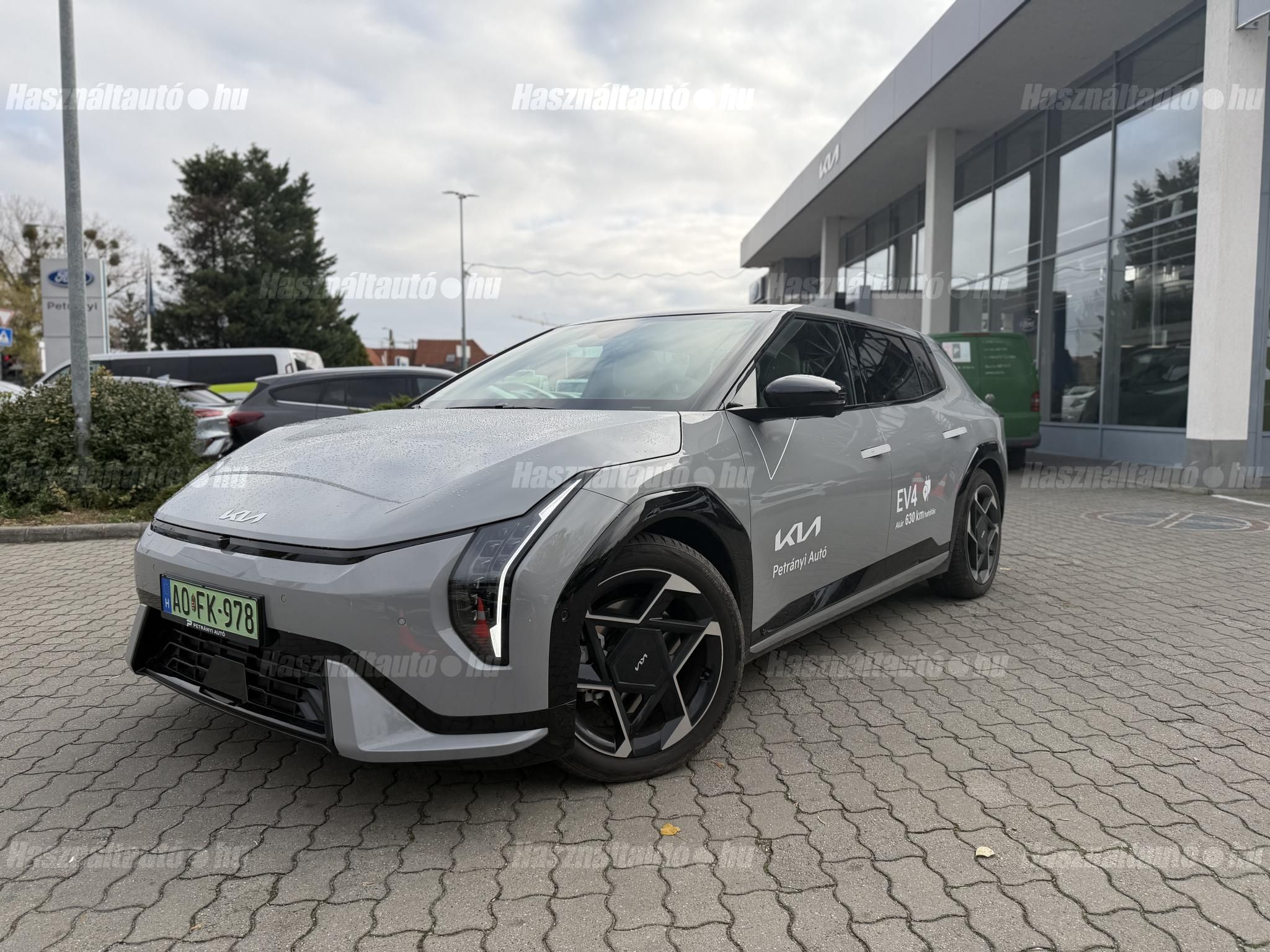 KIA EV4 2026/2 - 1