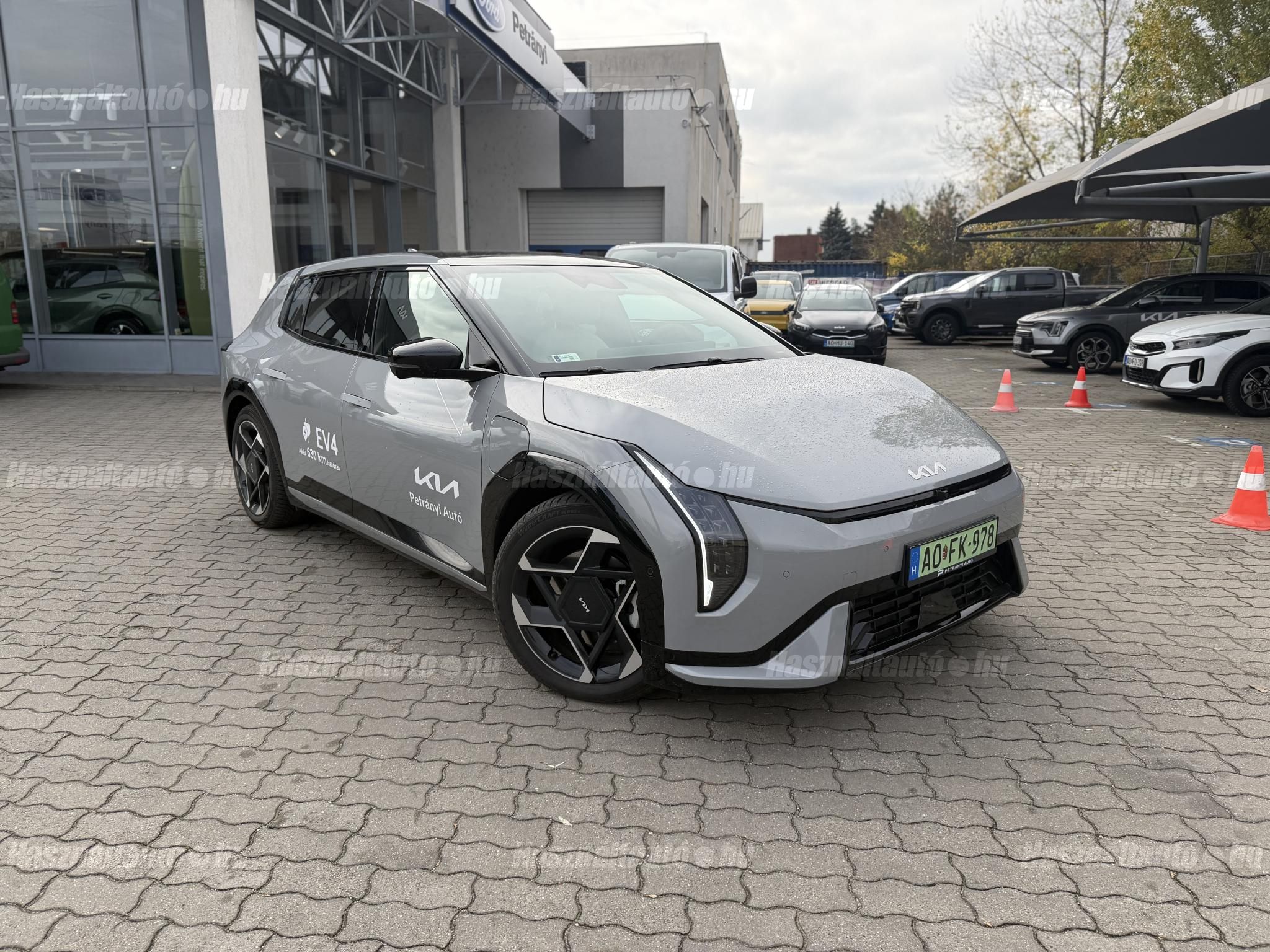KIA EV4 2026/2 - 1