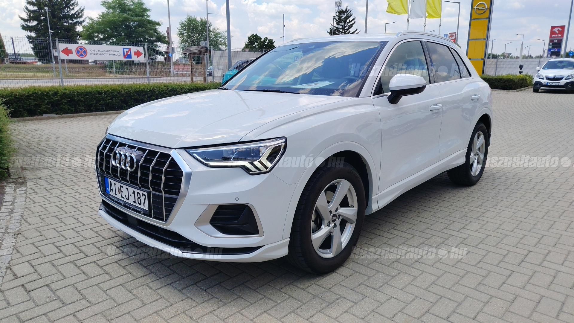 AUDI Q3 2023/10 - 1