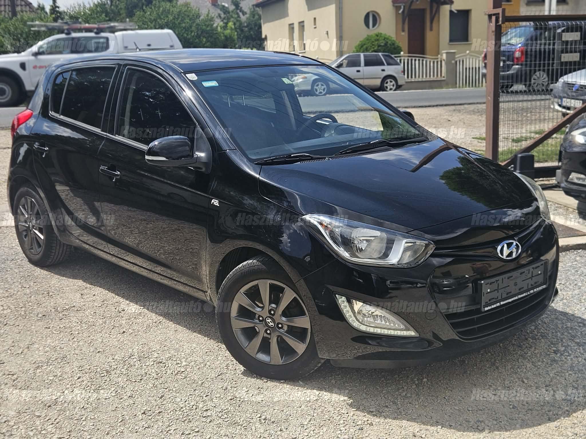 HYUNDAI I20 2015/7 - 1