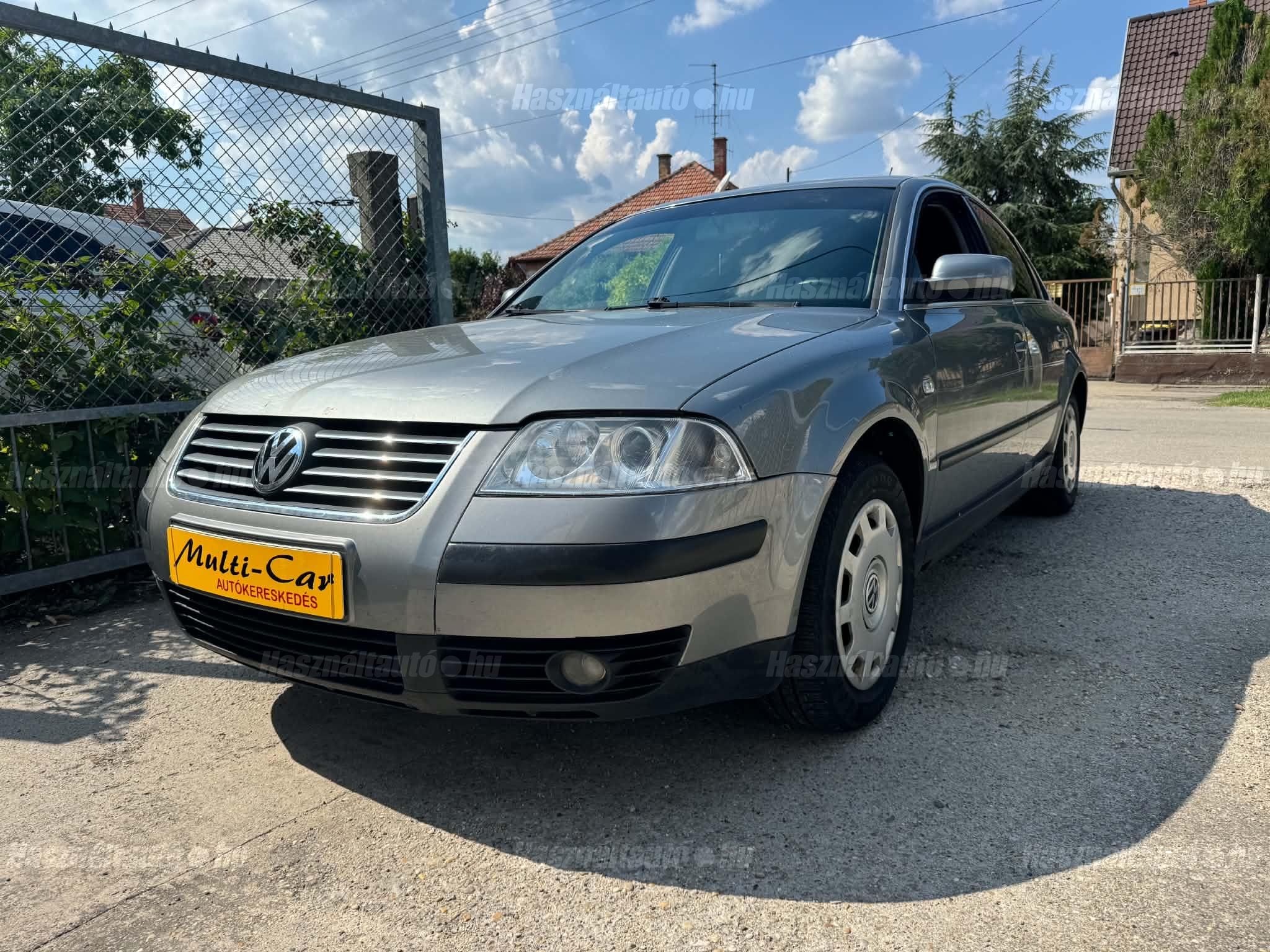 VOLKSWAGEN PASSAT 2004/3 - 1