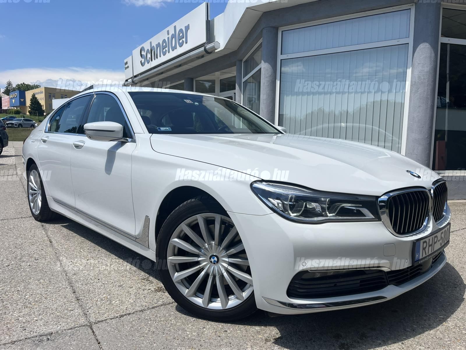 BMW 730 2015/12 - 1