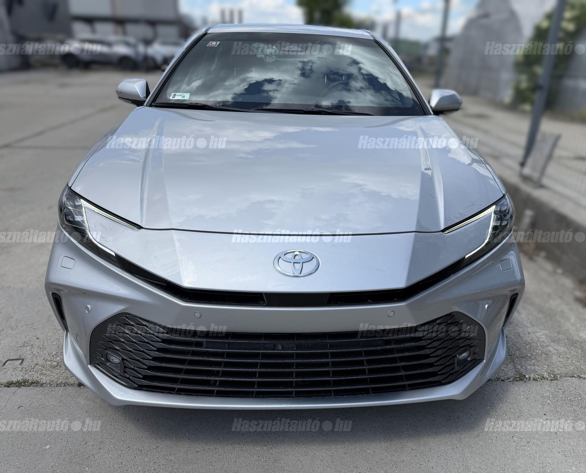 TOYOTA CAMRY 2025/2 - 1