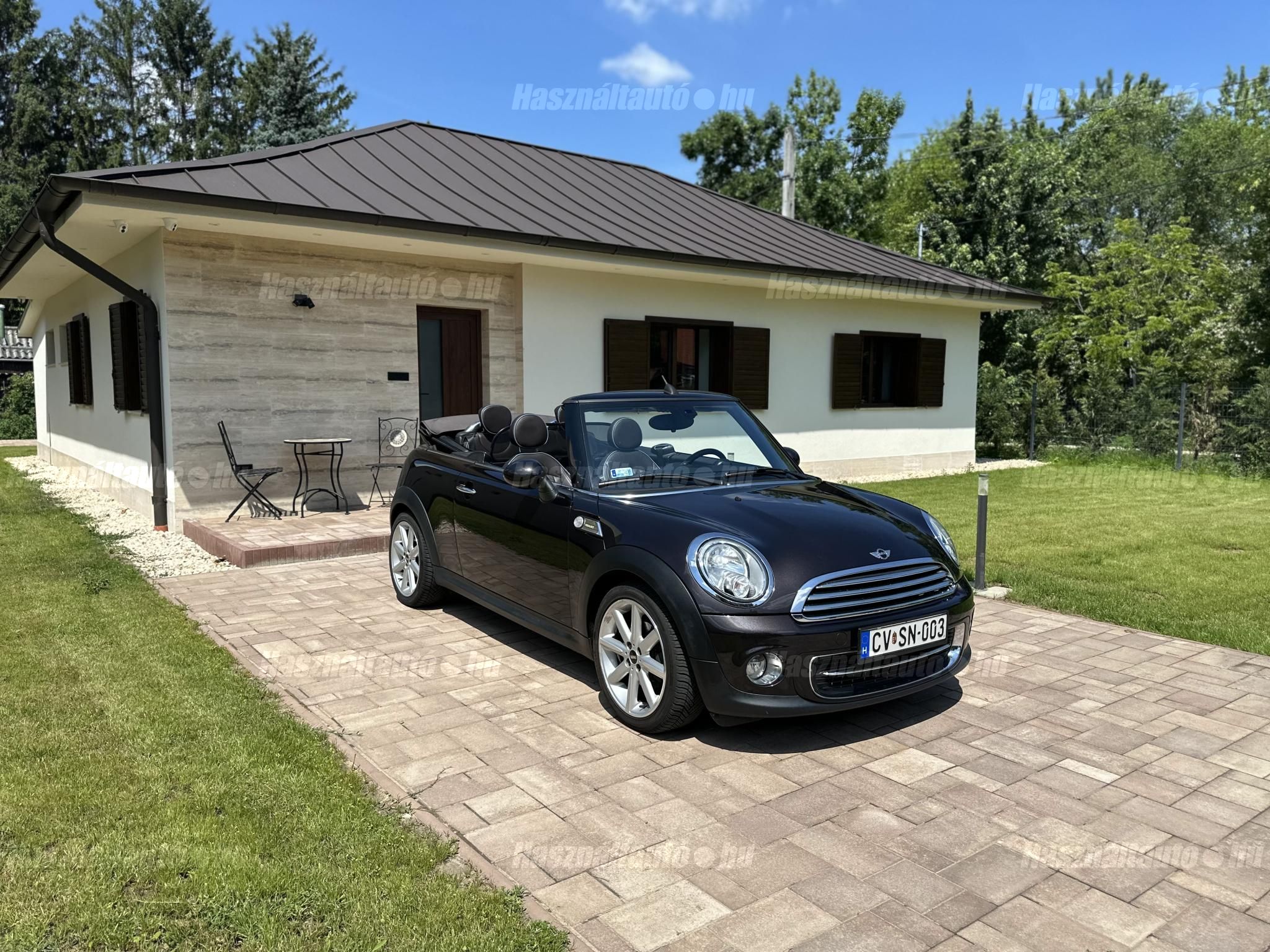 MINI CABRIO 2013/12 - 1