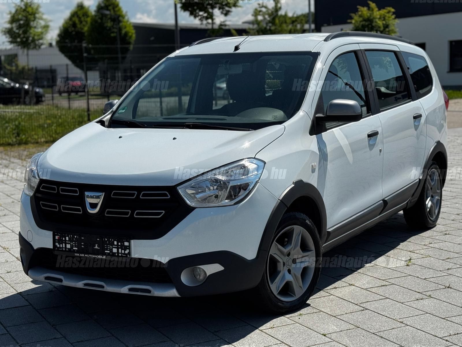 DACIA LODGY 2019/3 - 1