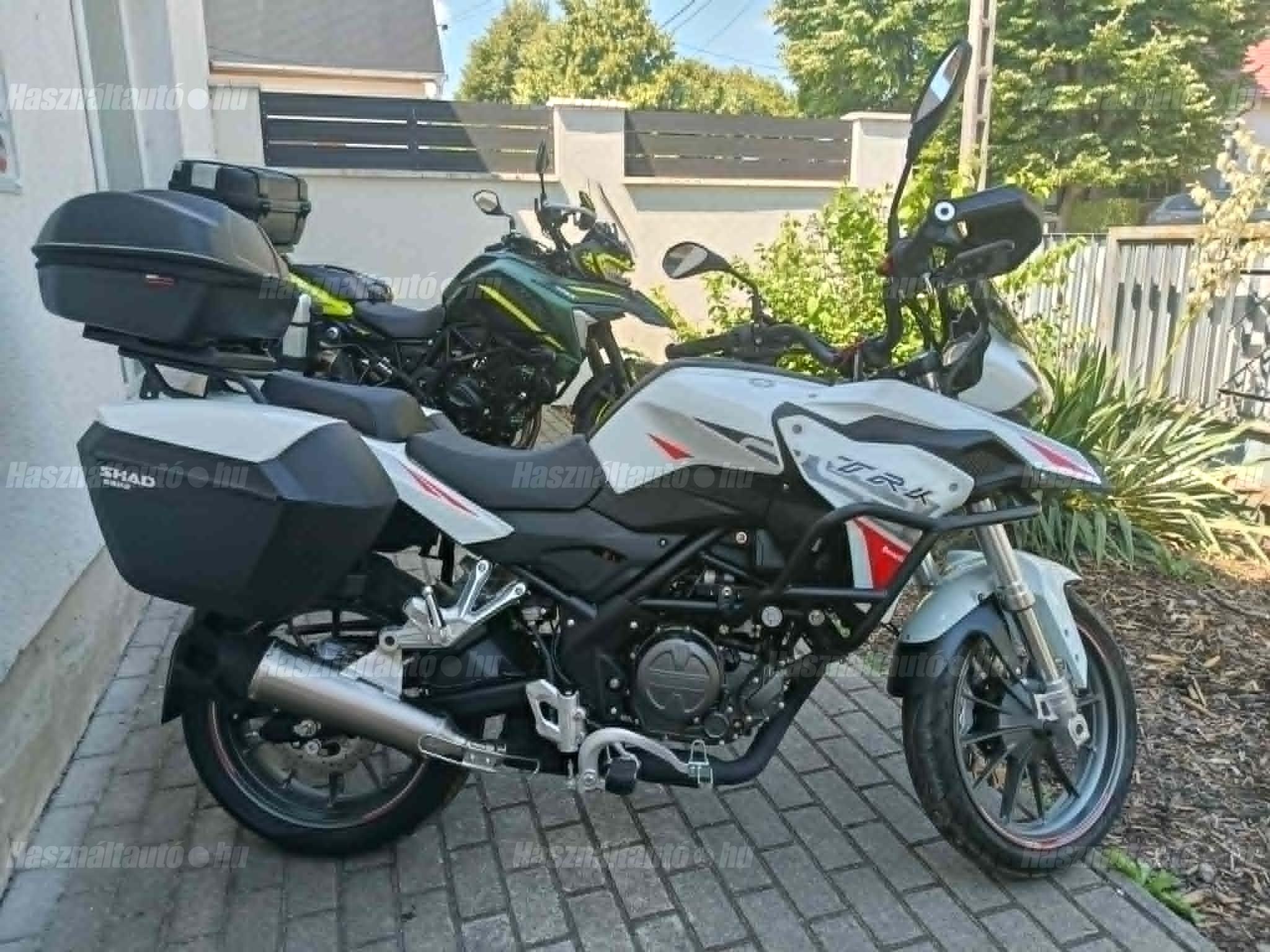 BENELLI TRK 251 2024/9 - 1